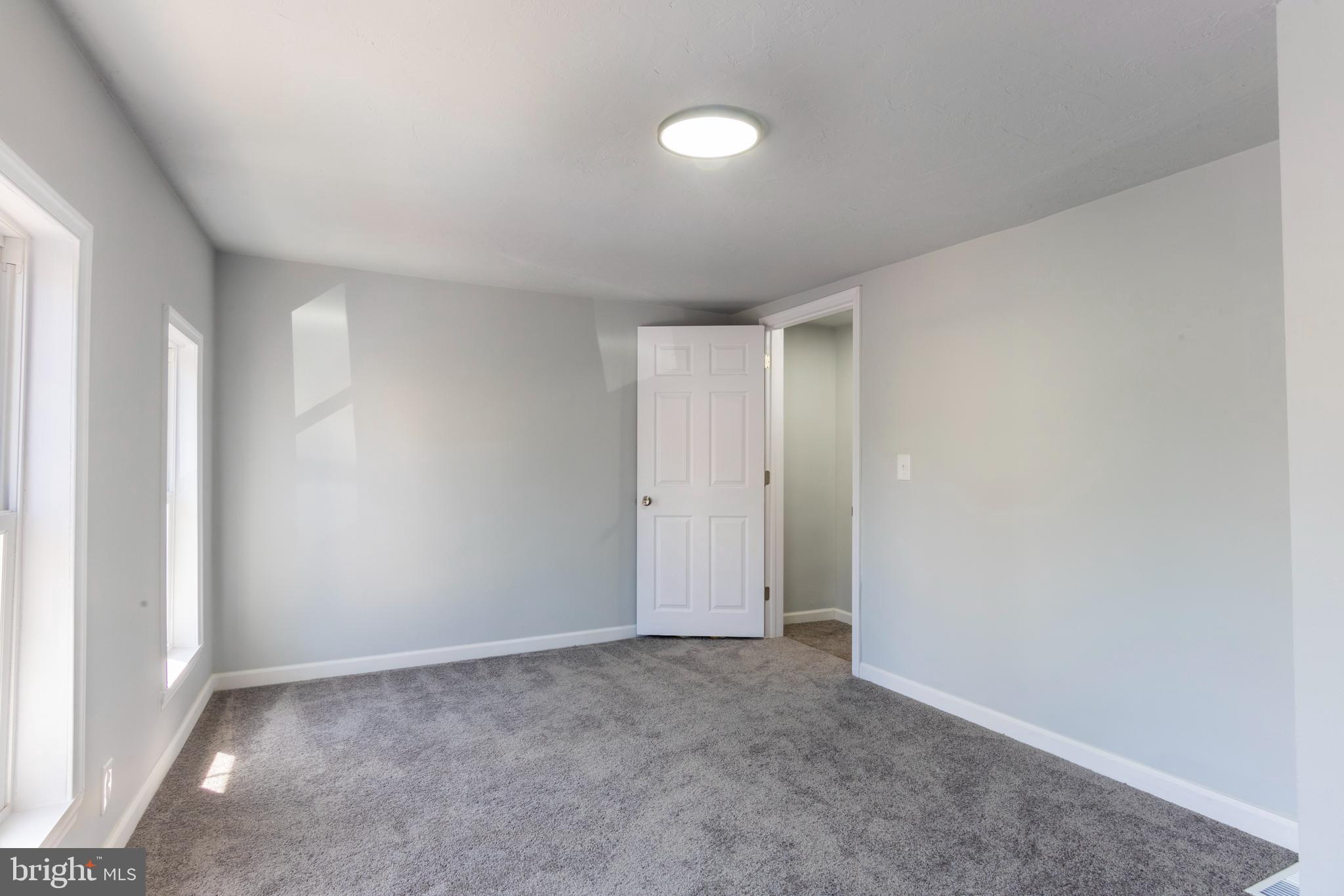 WALNUT STREET AREA - Residential