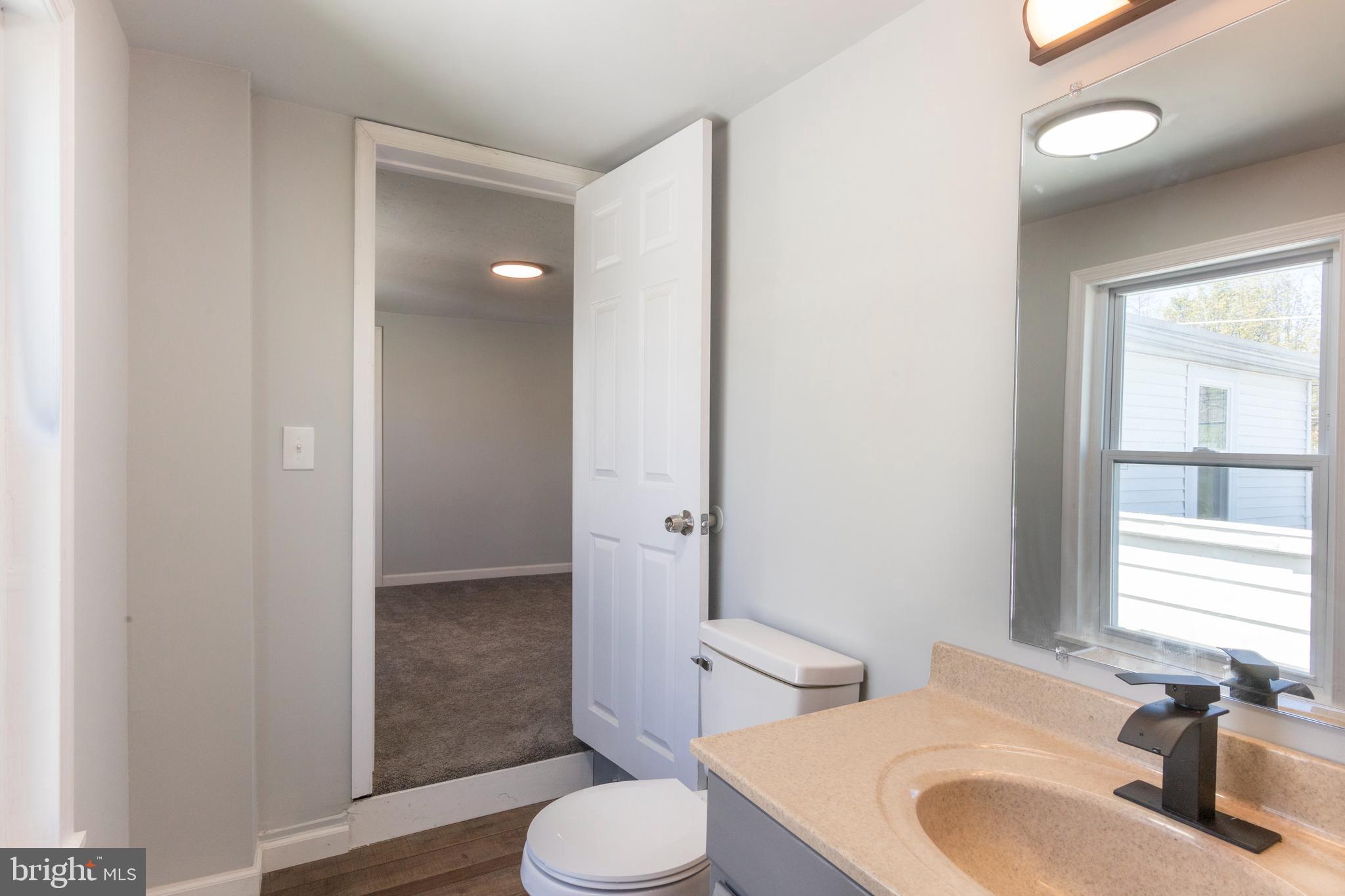 WALNUT STREET AREA - Residential