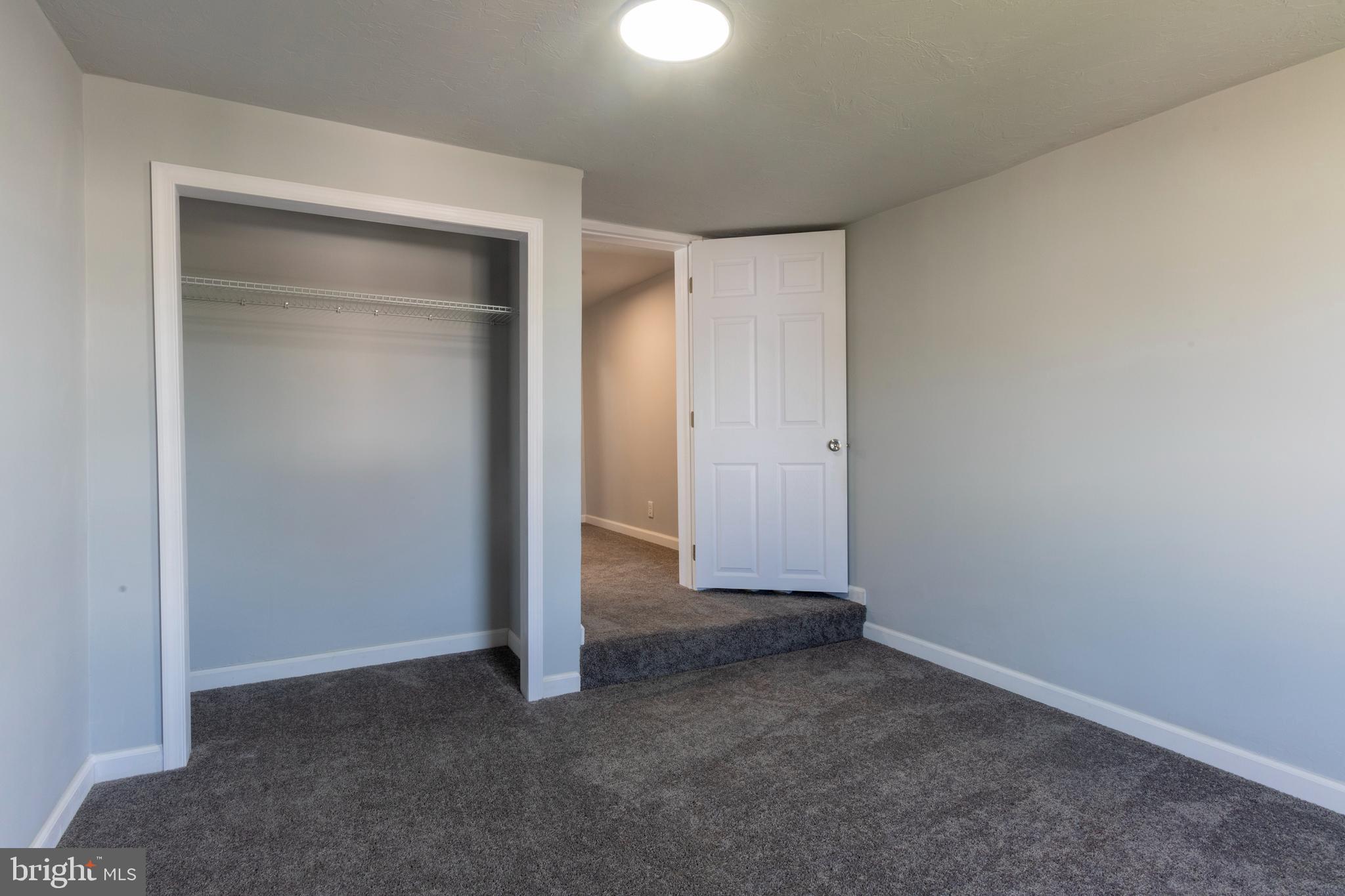 WALNUT STREET AREA - Residential