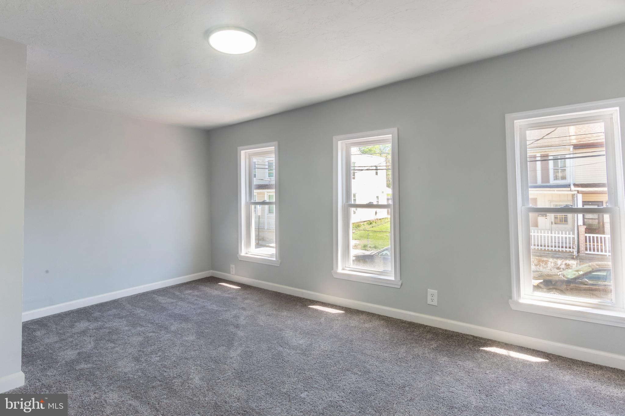 WALNUT STREET AREA - Residential