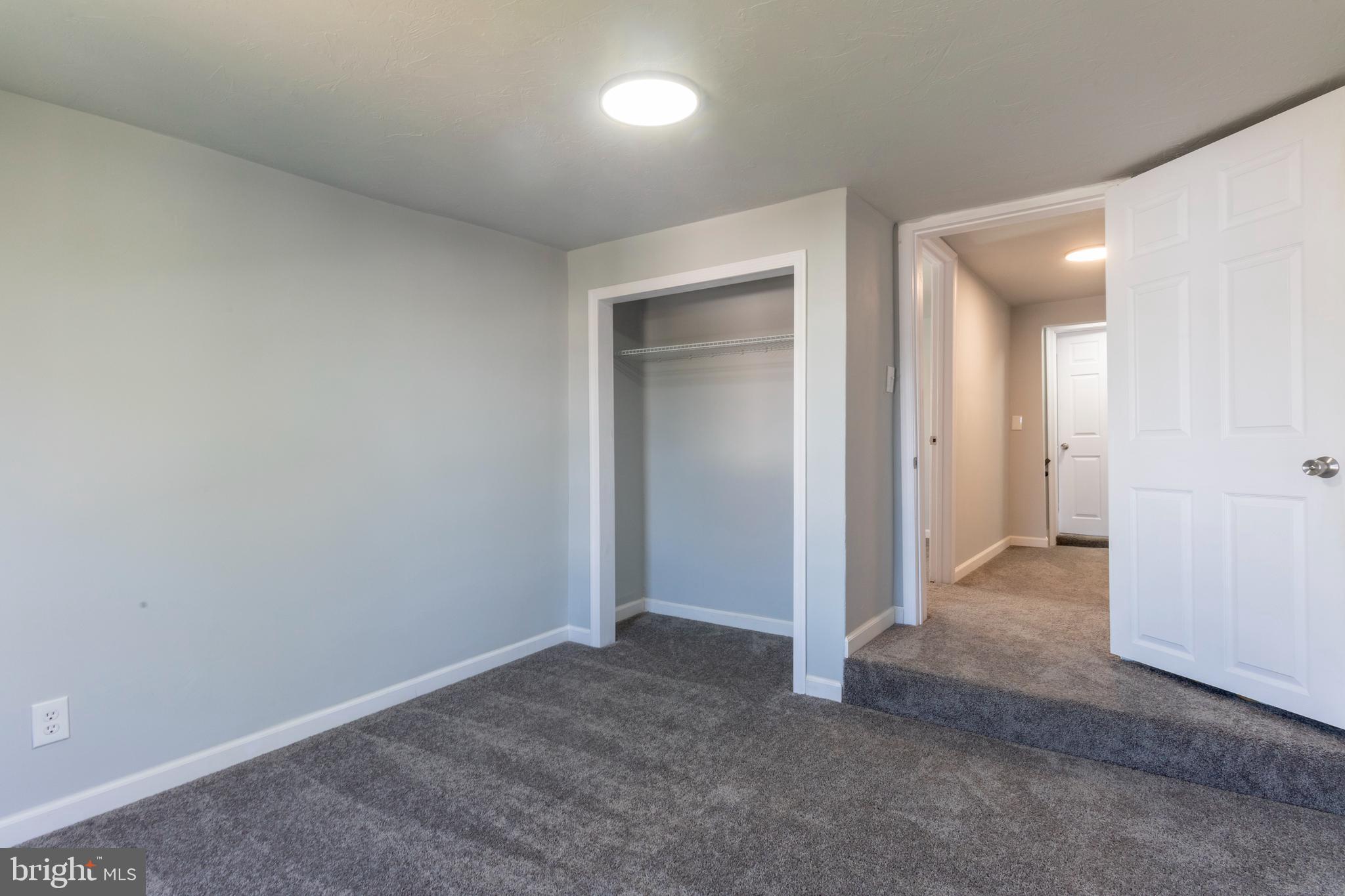 WALNUT STREET AREA - Residential