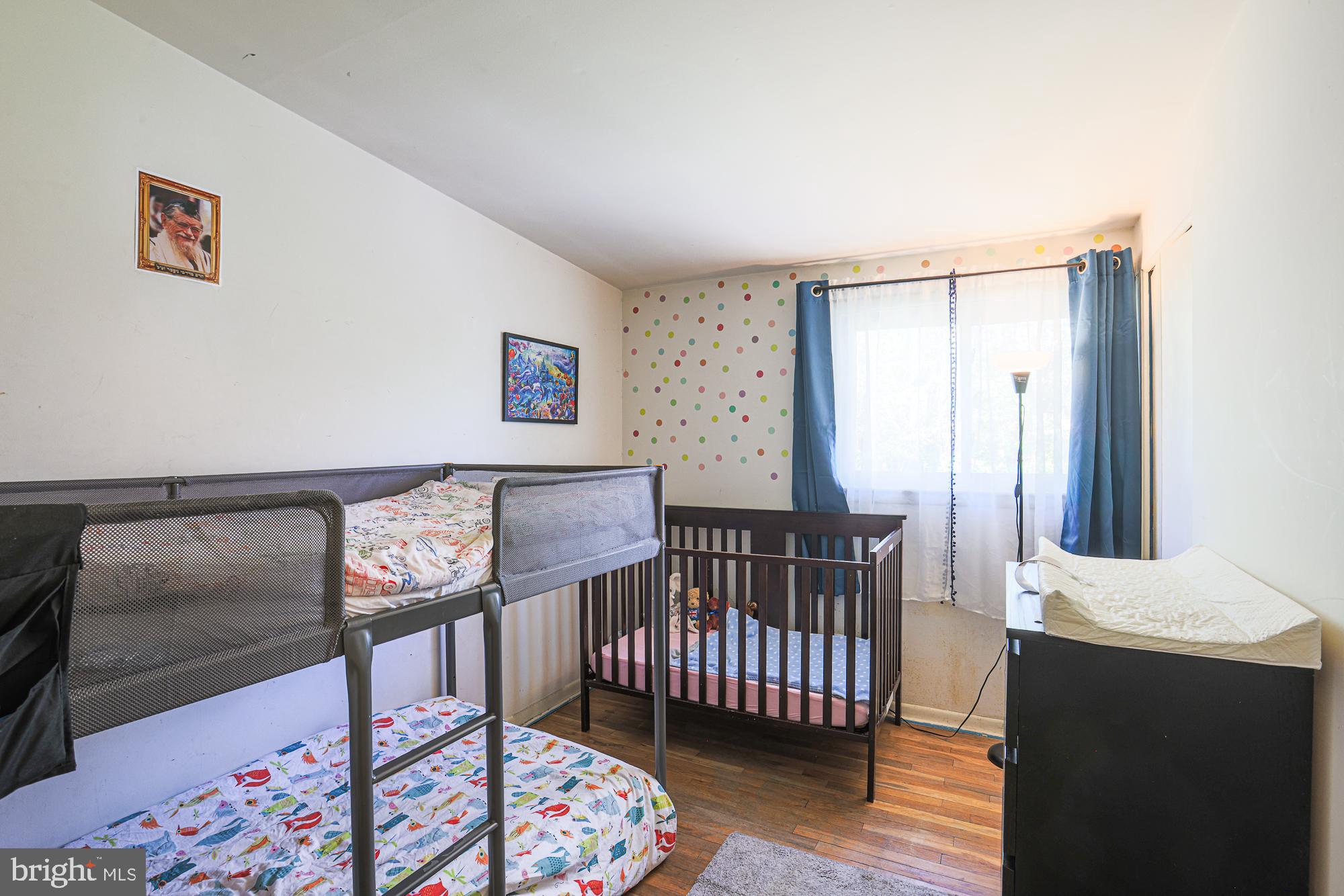 SUMMIT PARK - Residential