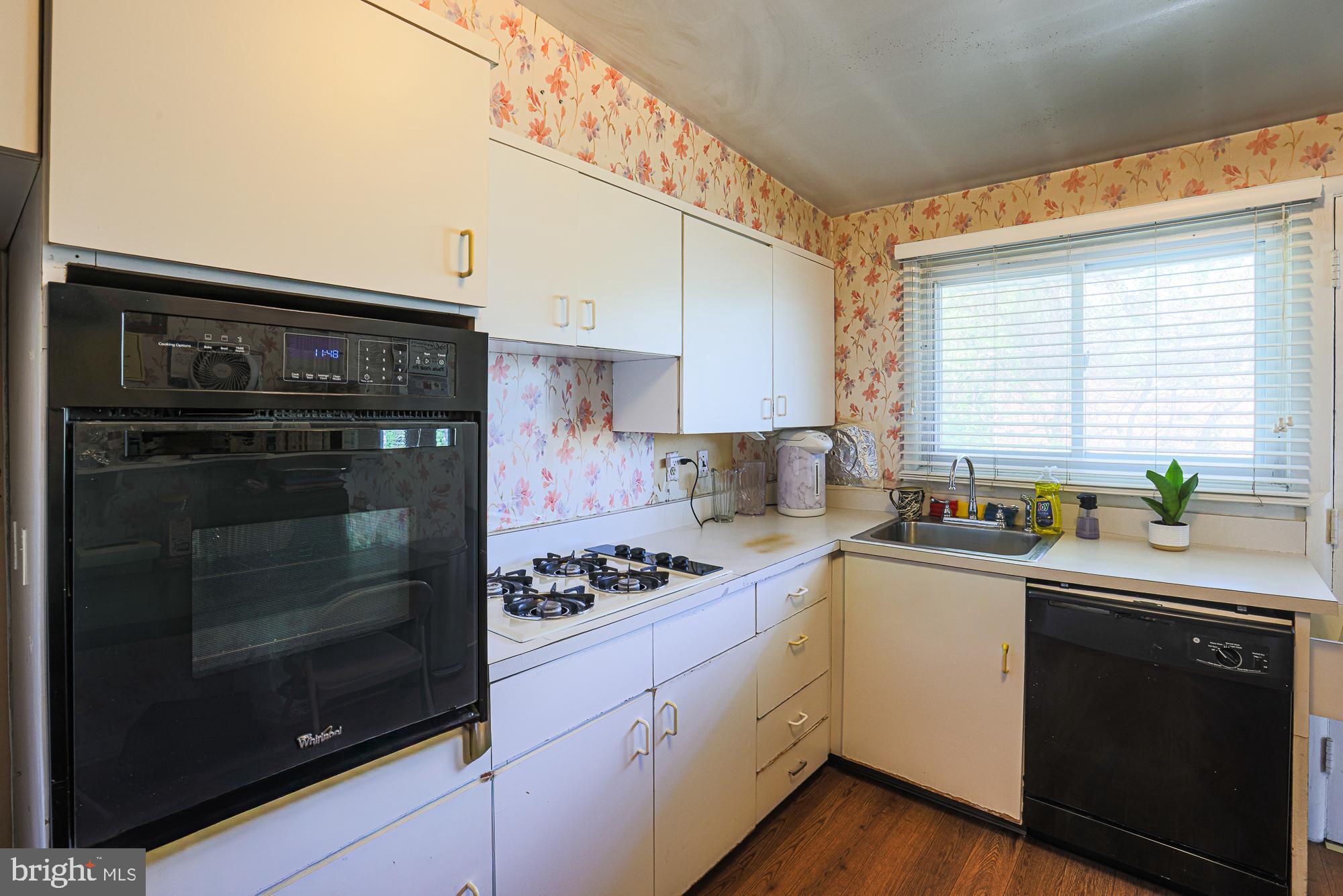 SUMMIT PARK - Residential