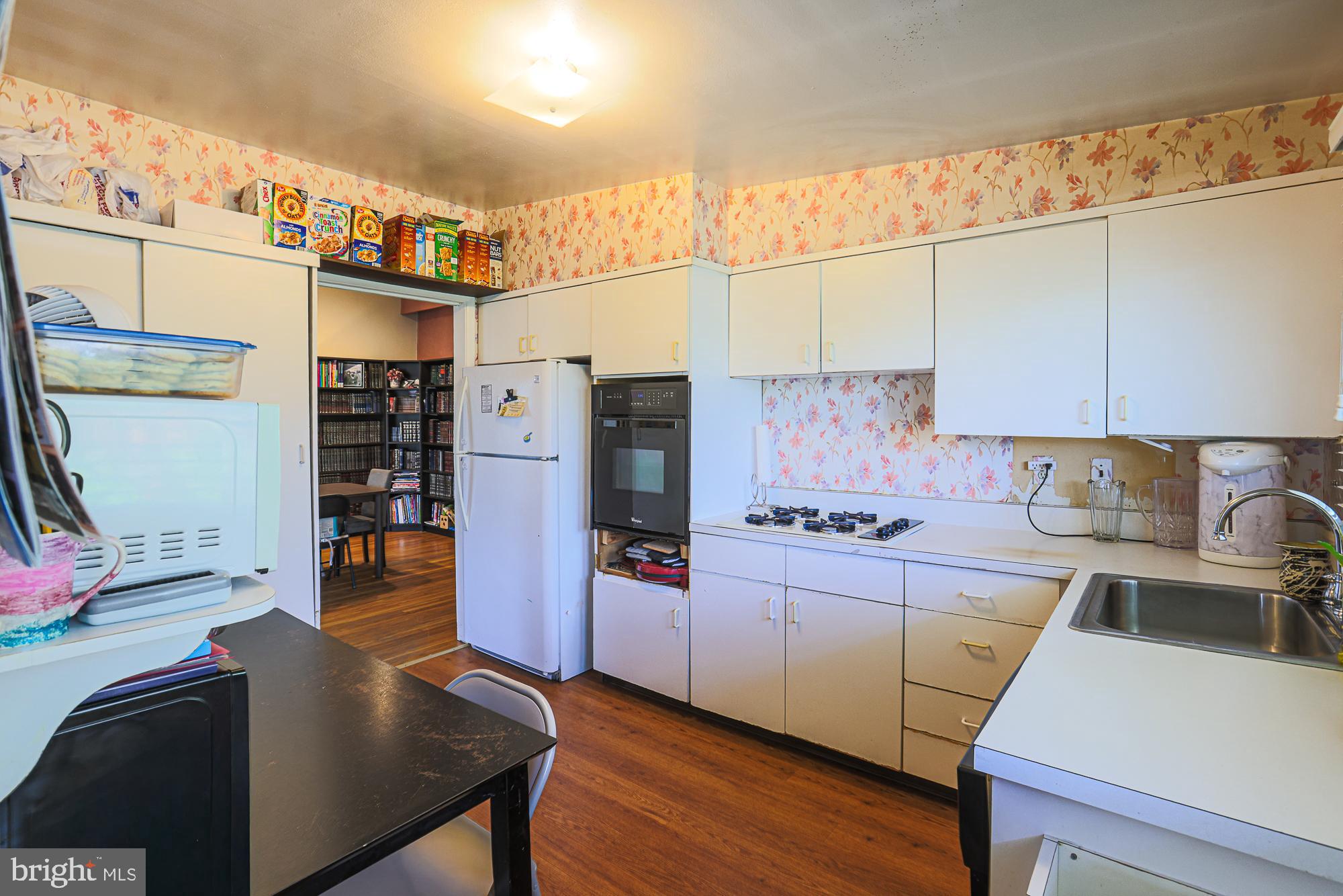 SUMMIT PARK - Residential