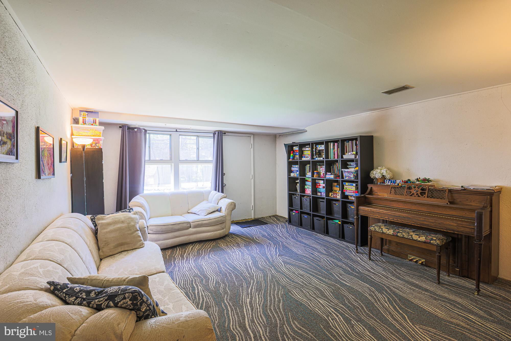 SUMMIT PARK - Residential