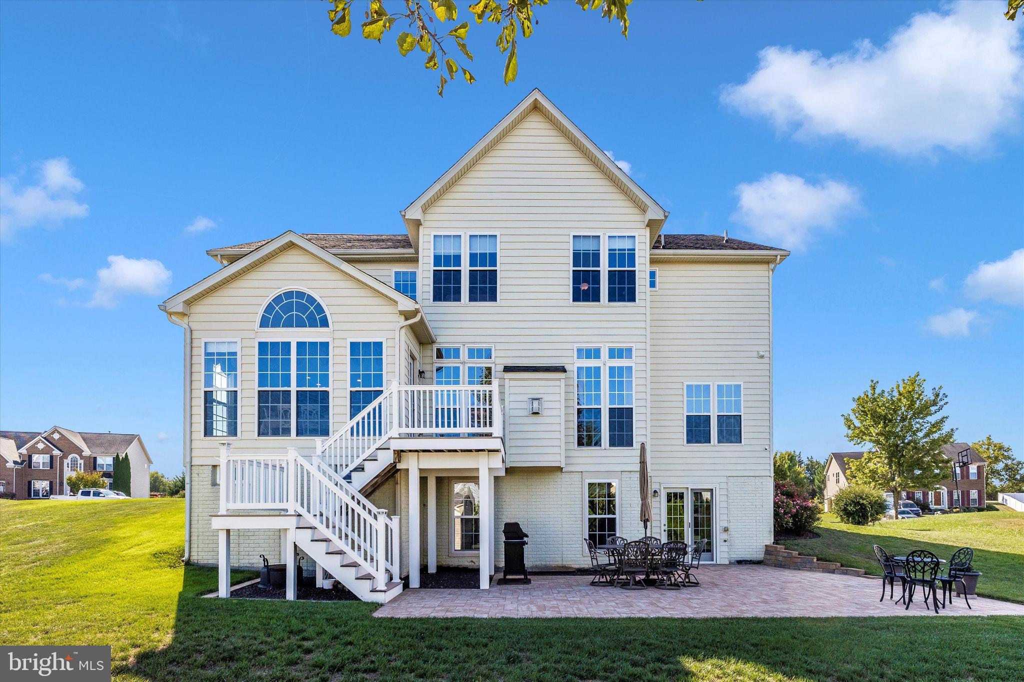 ELMWOOD FARM - Residential