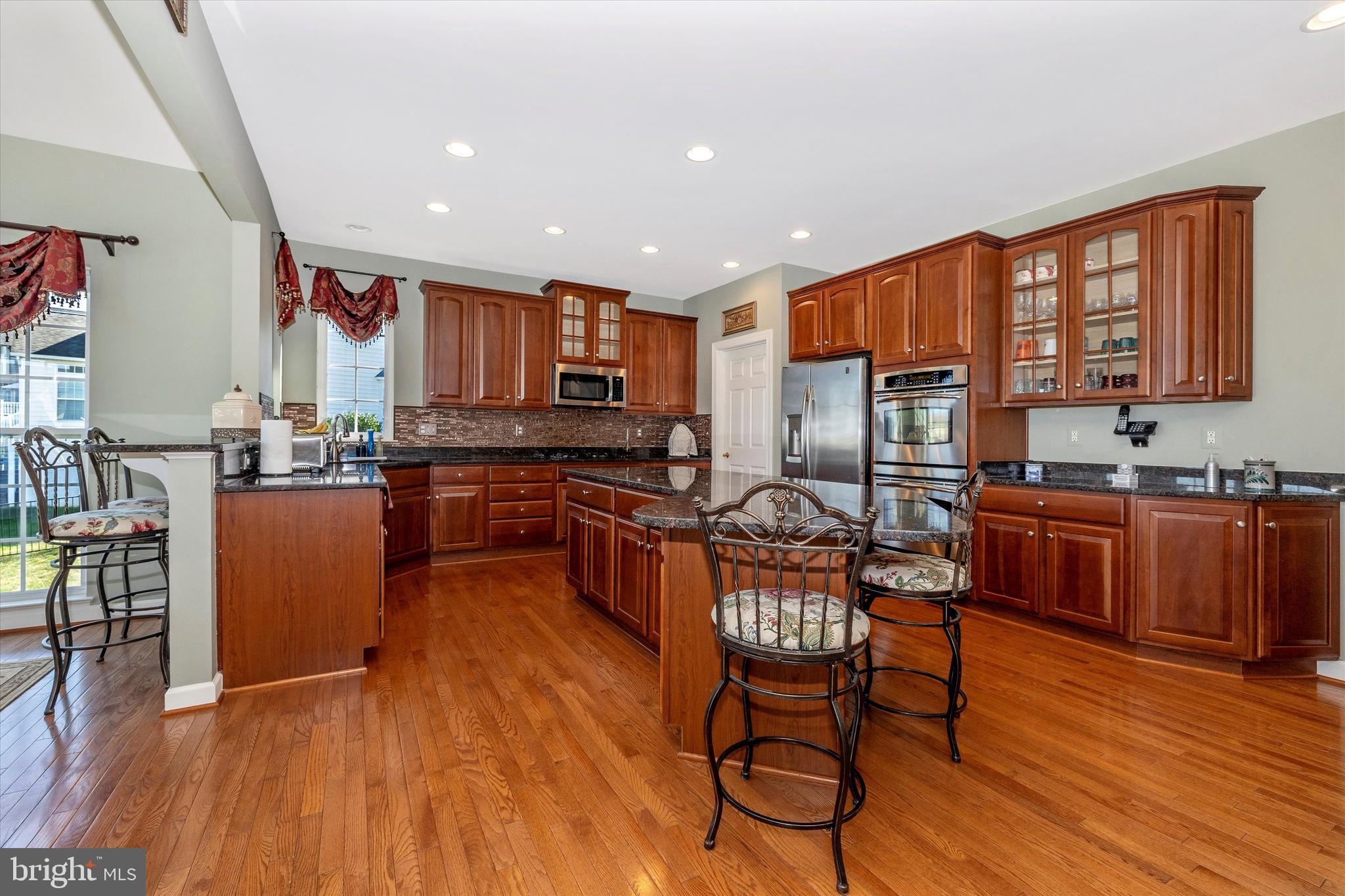 ELMWOOD FARM - Residential