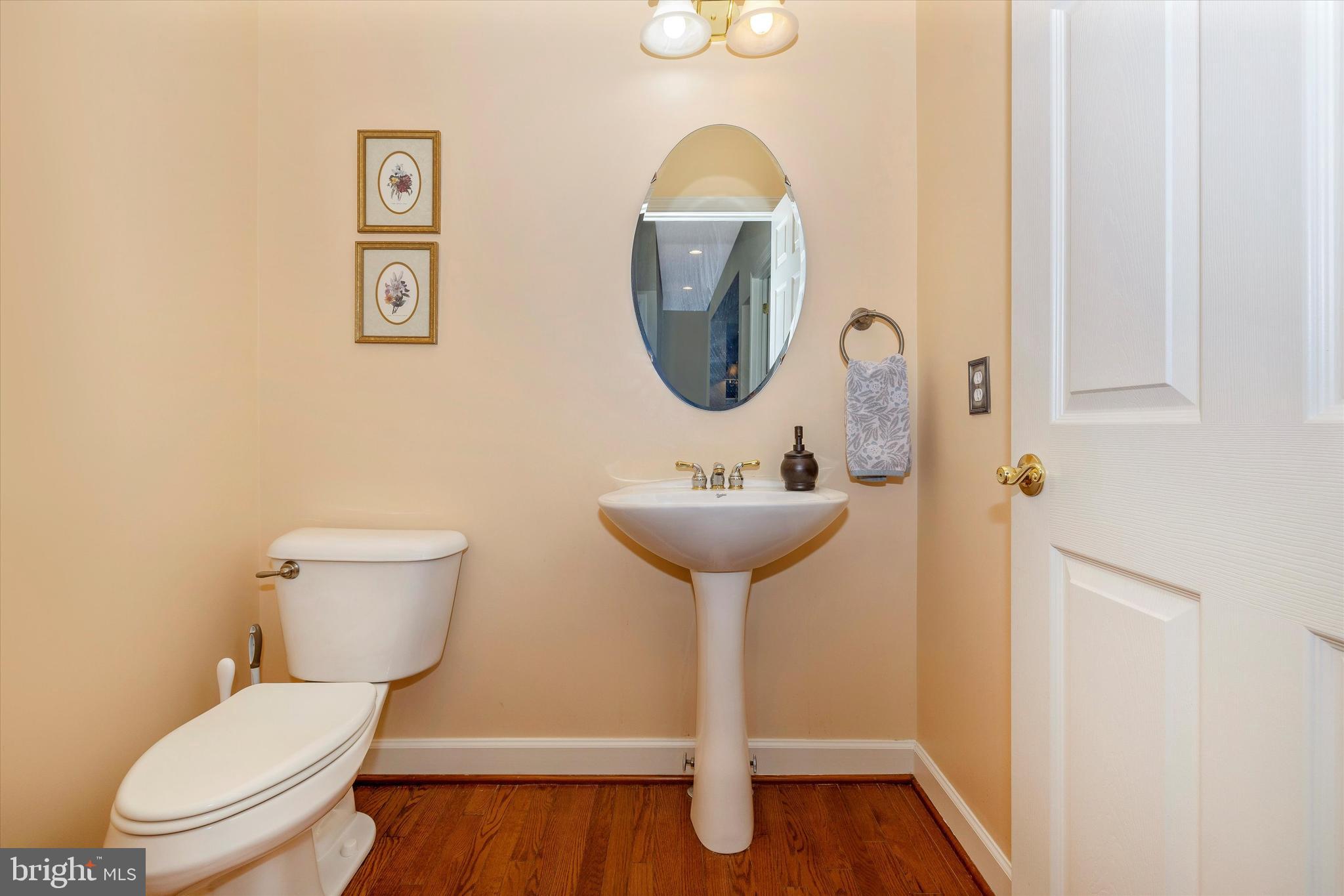 ELMWOOD FARM - Residential