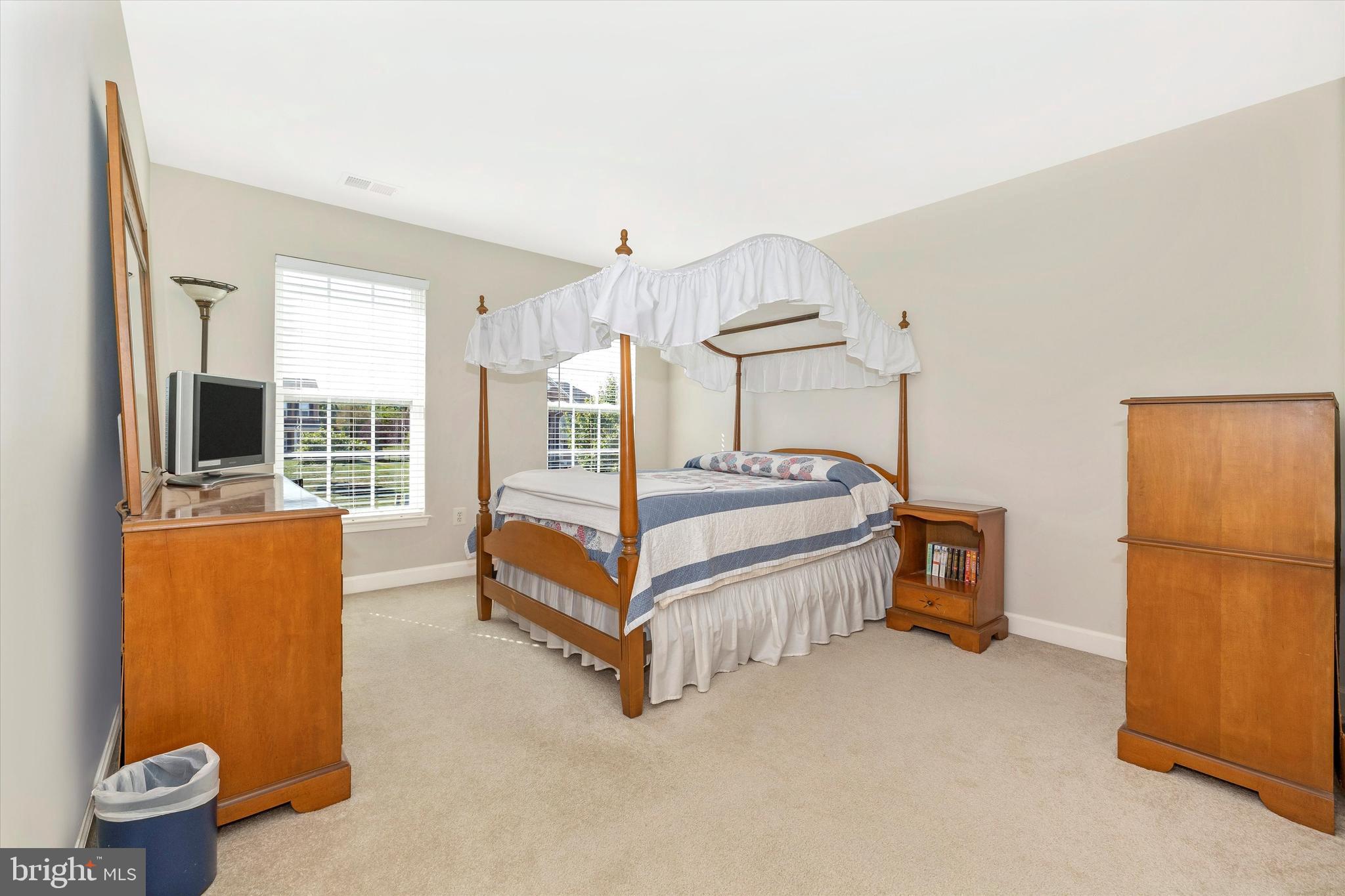 ELMWOOD FARM - Residential