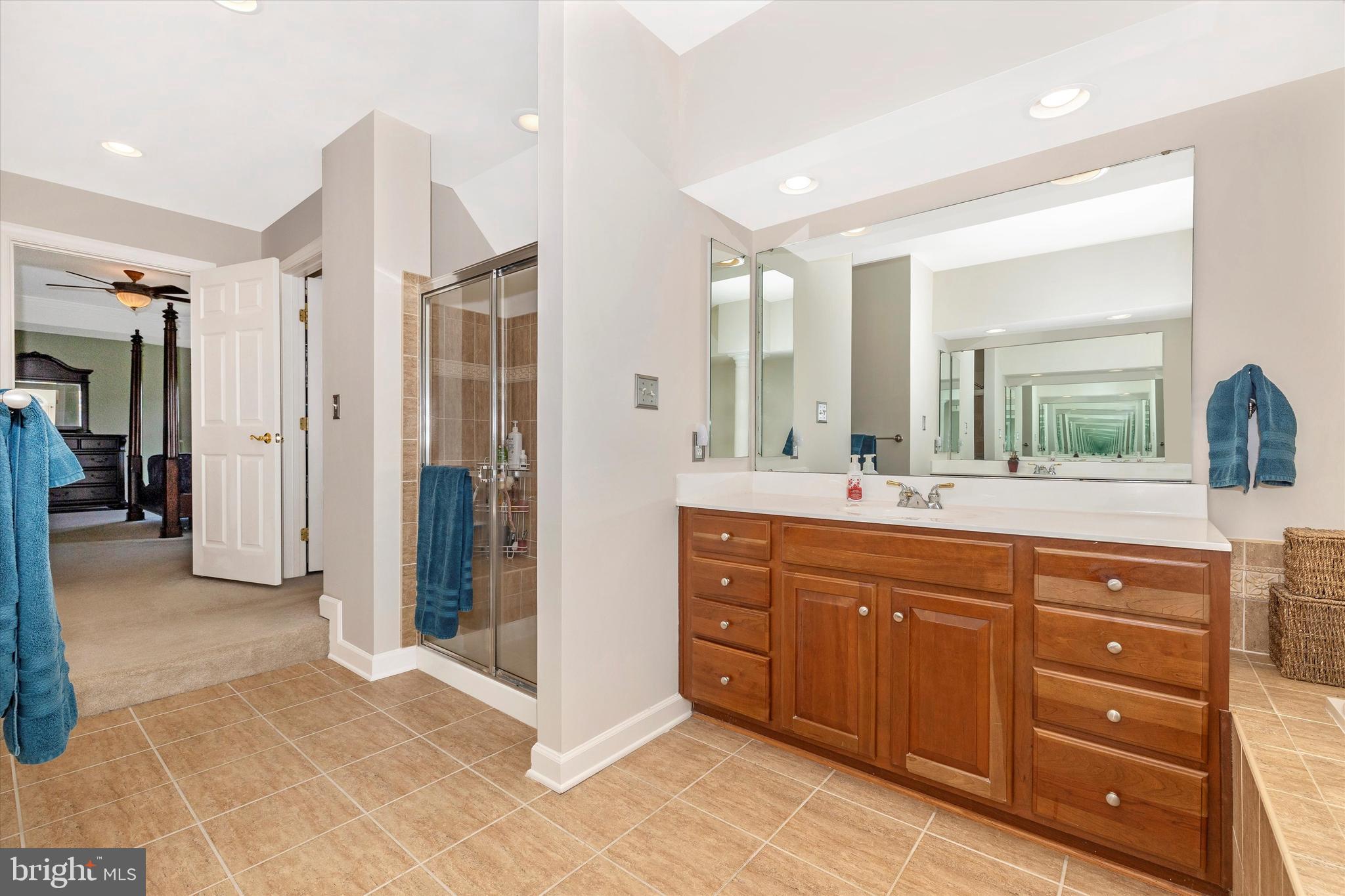 ELMWOOD FARM - Residential