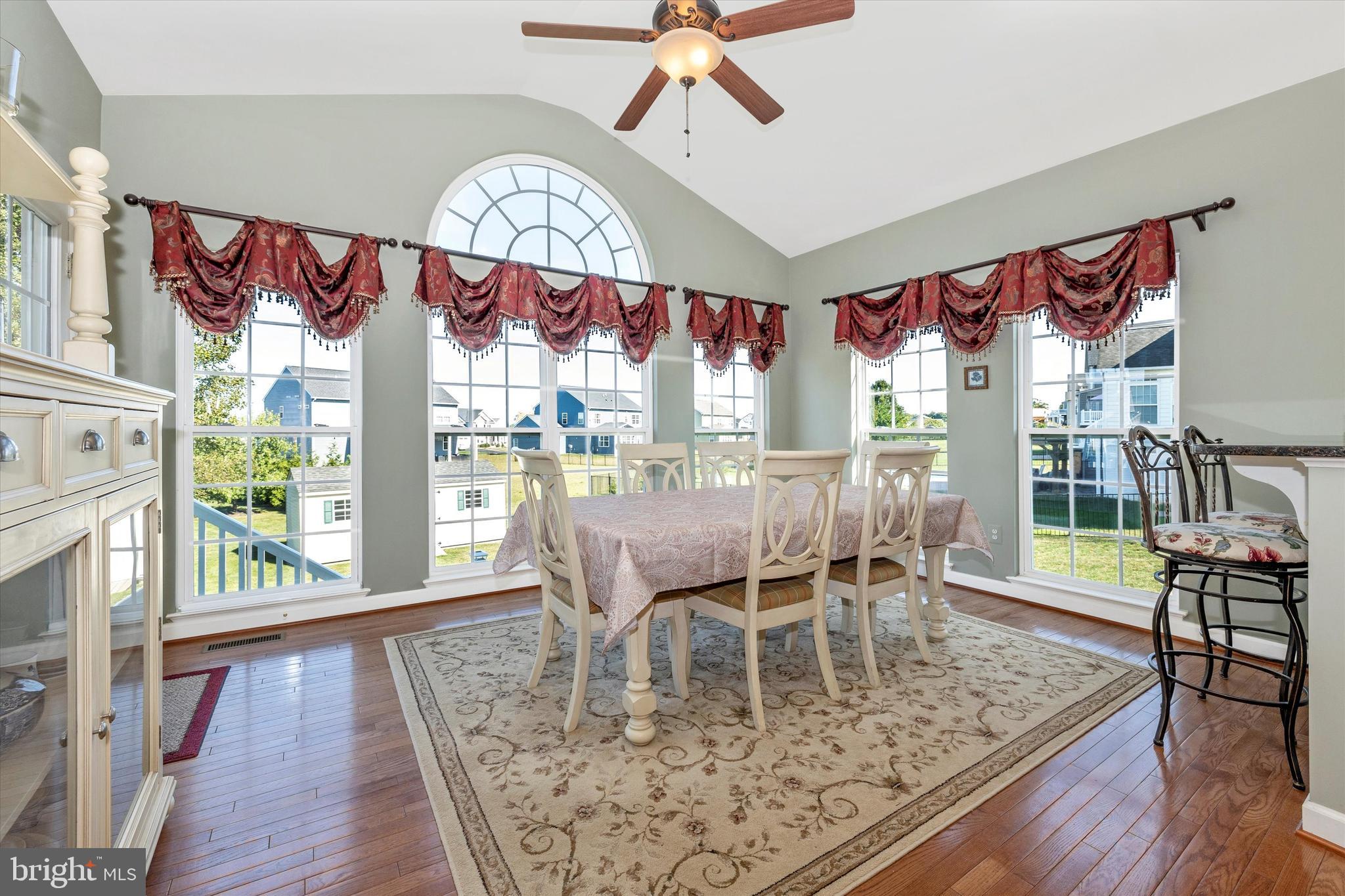 ELMWOOD FARM - Residential