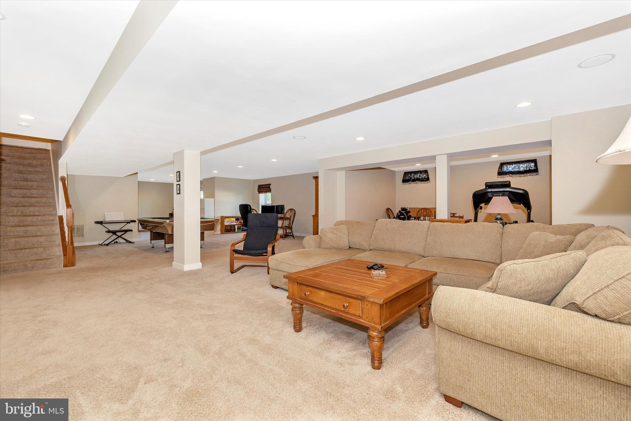 ELMWOOD FARM - Residential