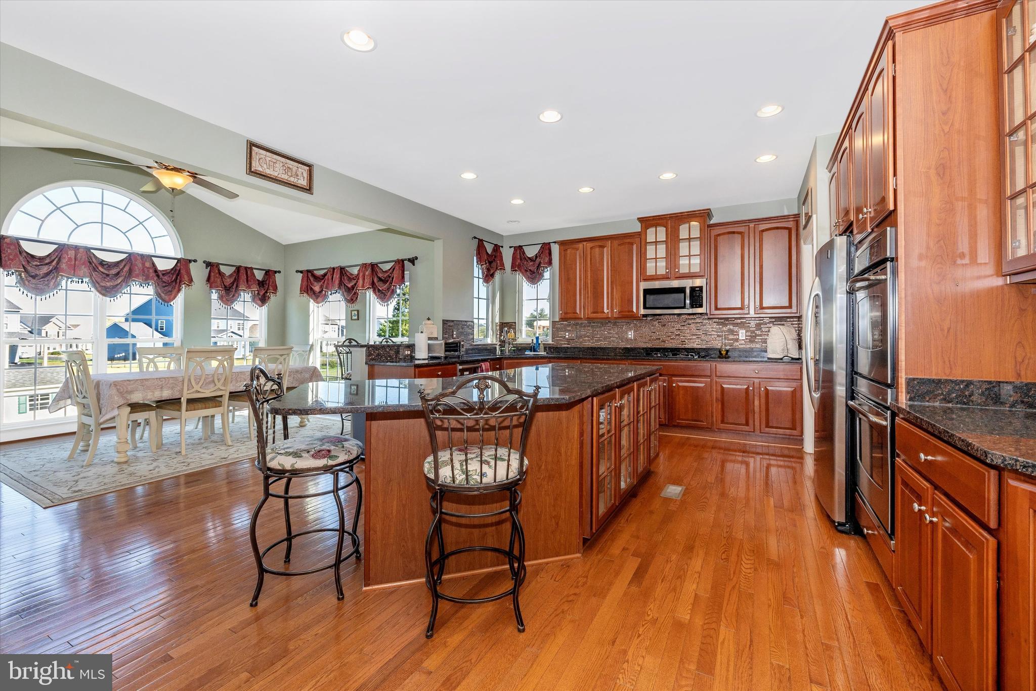 ELMWOOD FARM - Residential