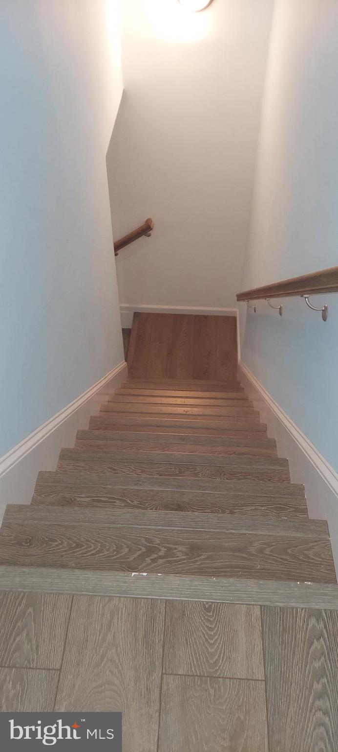 DARNESTOWN OUTSIDE - Residential Lease