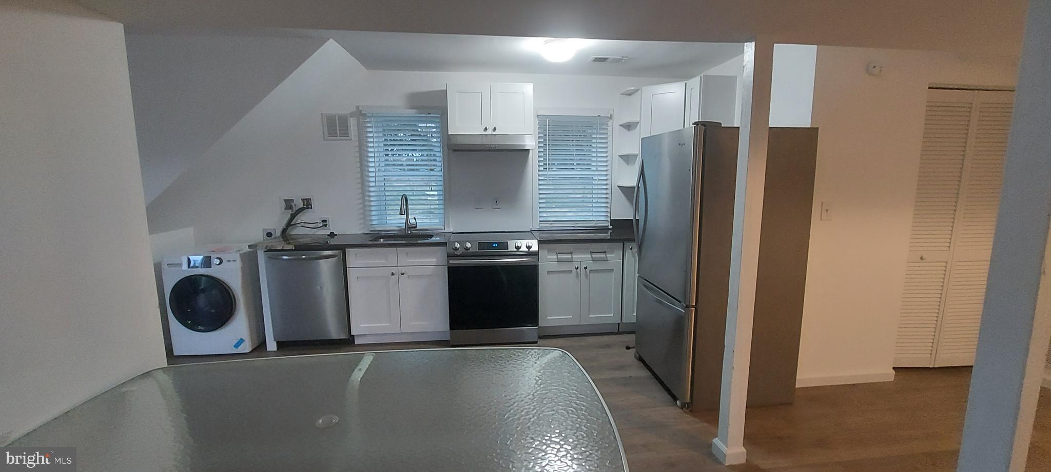 DARNESTOWN OUTSIDE - Residential Lease