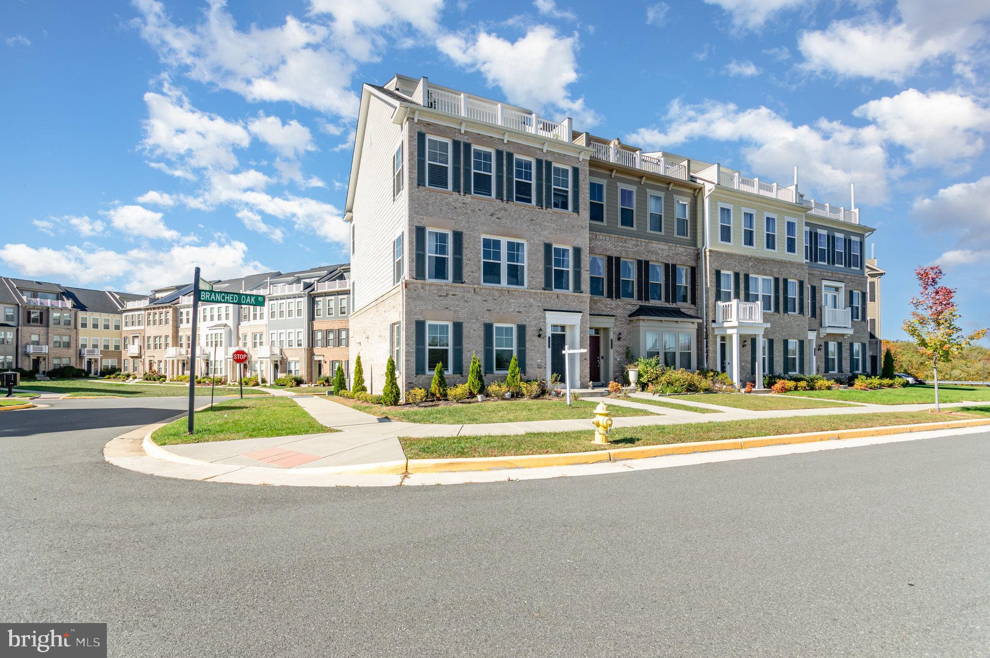 POTOMAC SHORES - Residential Lease