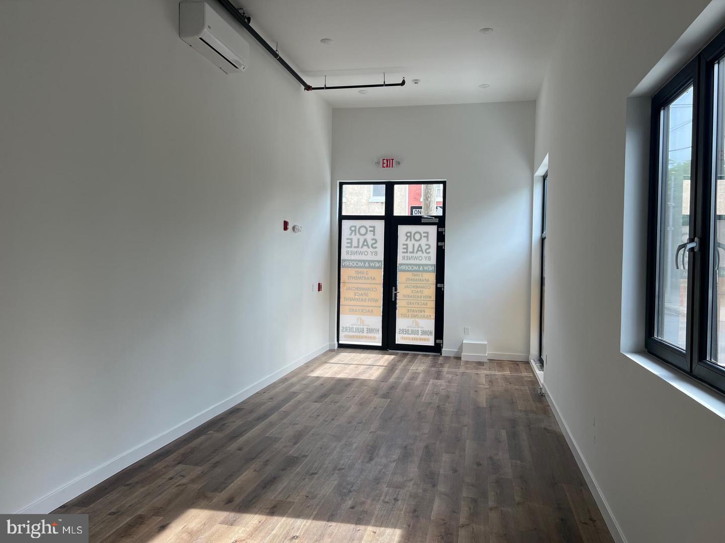 OLDE KENSINGTON - Commercial Sale