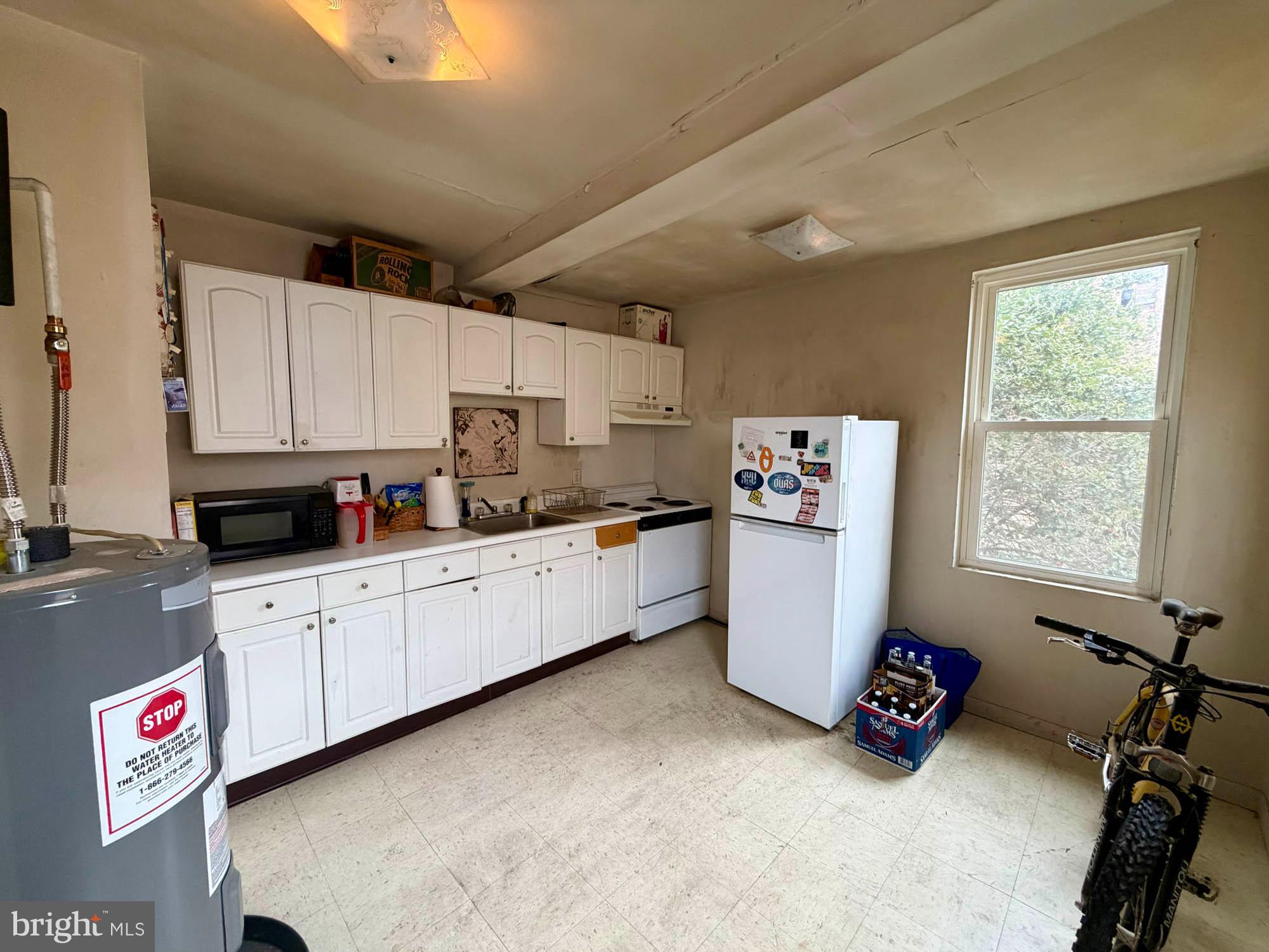 FEDERAL HILL HISTORIC DISTRICT - Commercial Sale