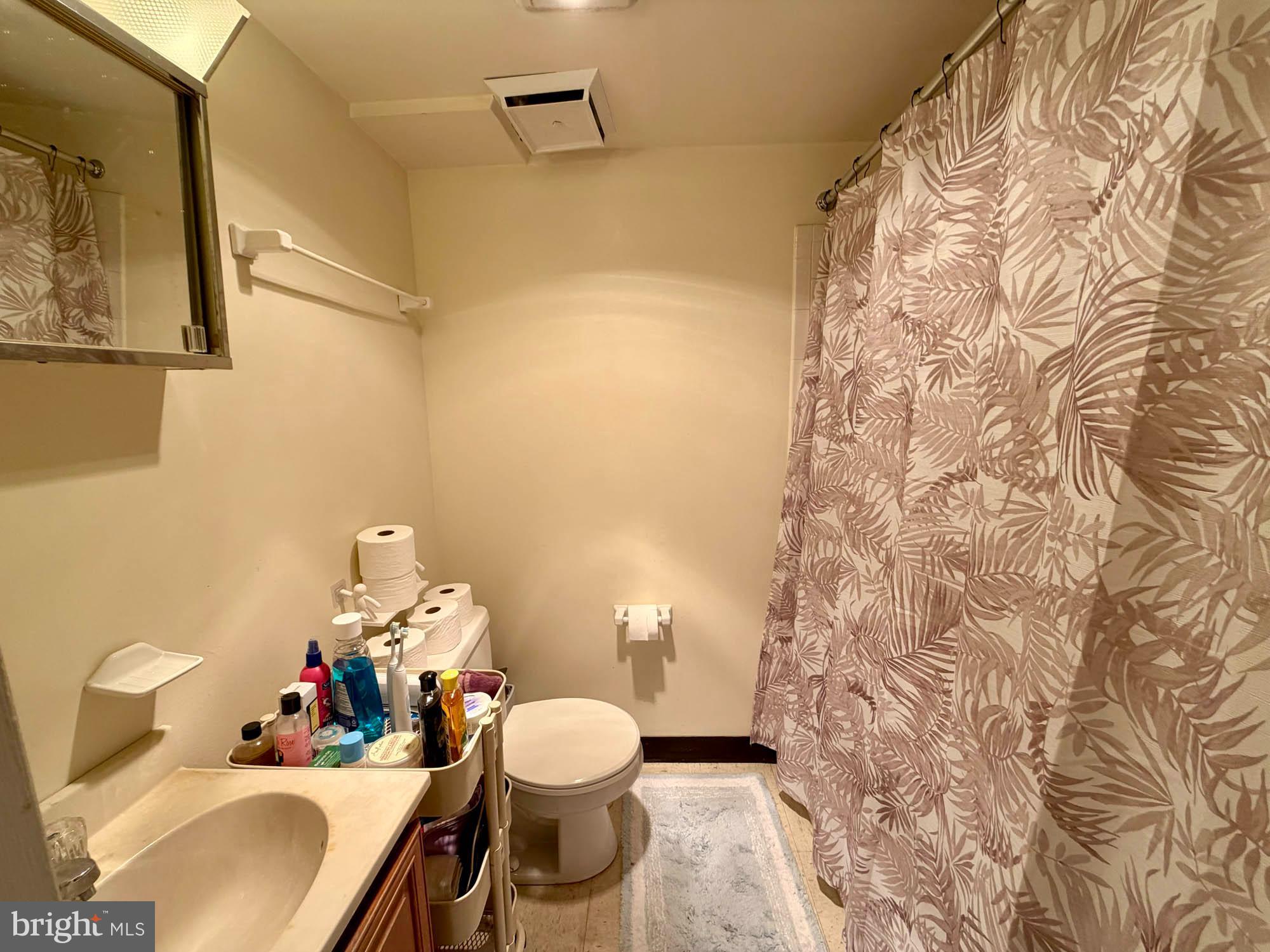 FEDERAL HILL HISTORIC DISTRICT - Commercial Sale