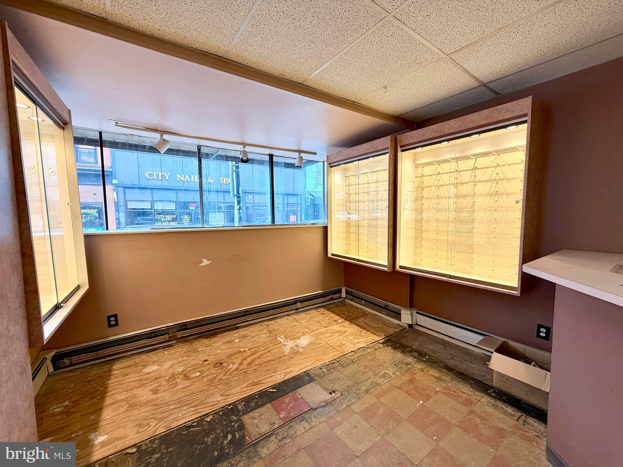 FEDERAL HILL HISTORIC DISTRICT - Commercial Sale