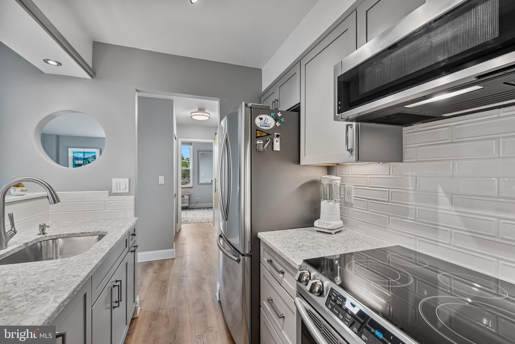 EASTPORT - Residential