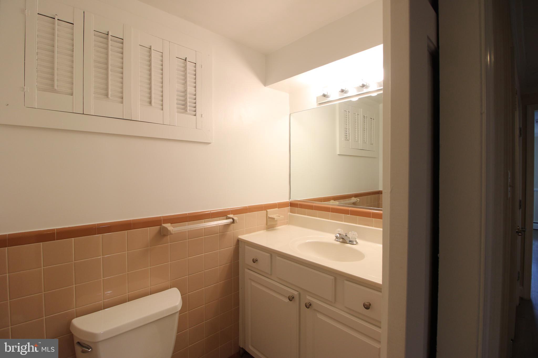 FAIRFAX - Residential Lease