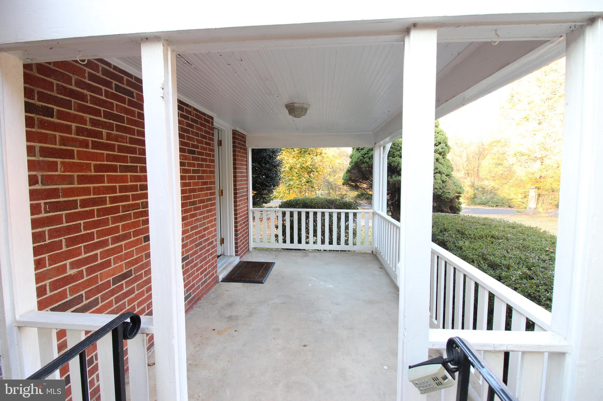 FAIRFAX - Residential Lease