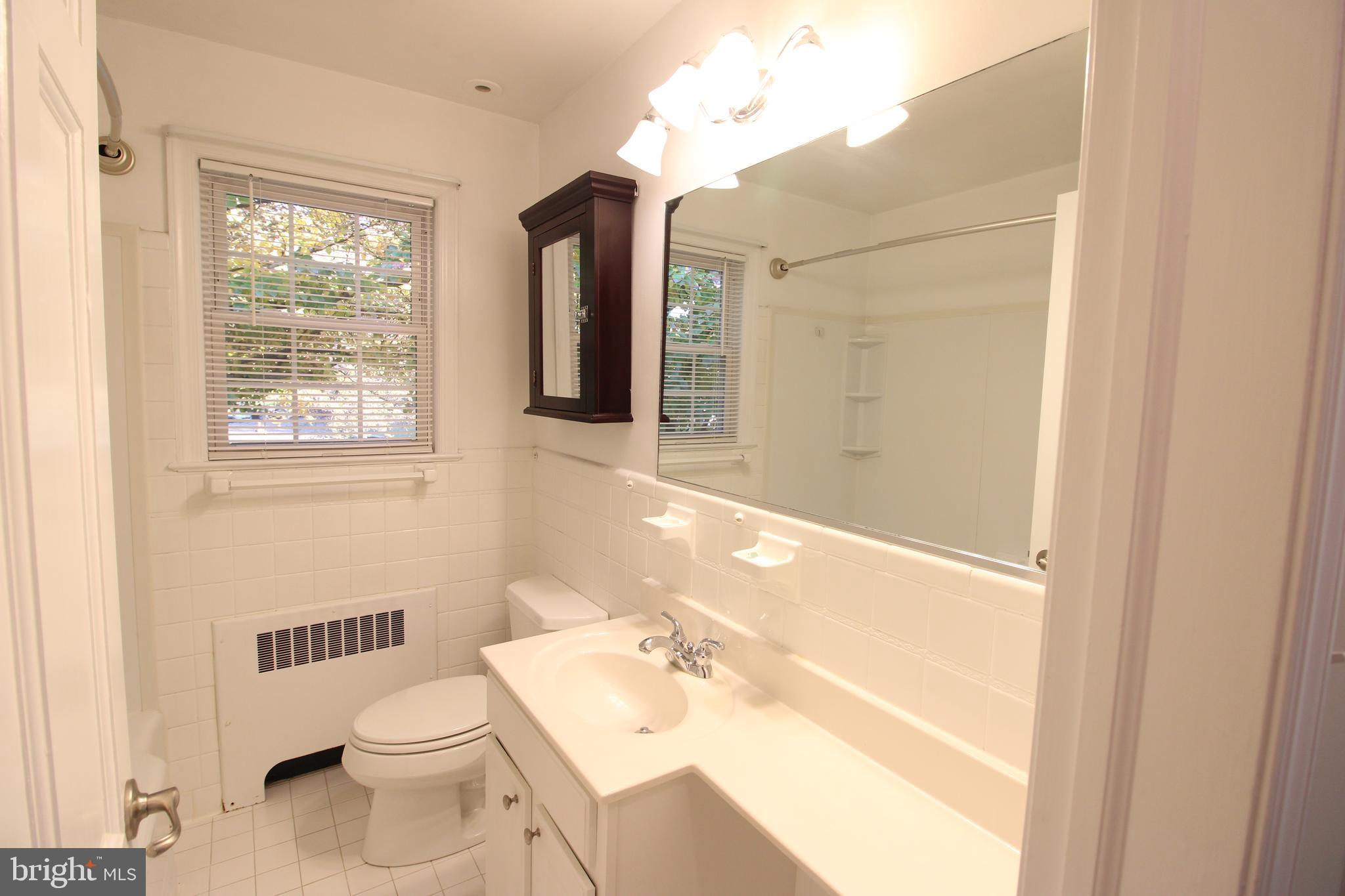 FAIRFAX - Residential Lease