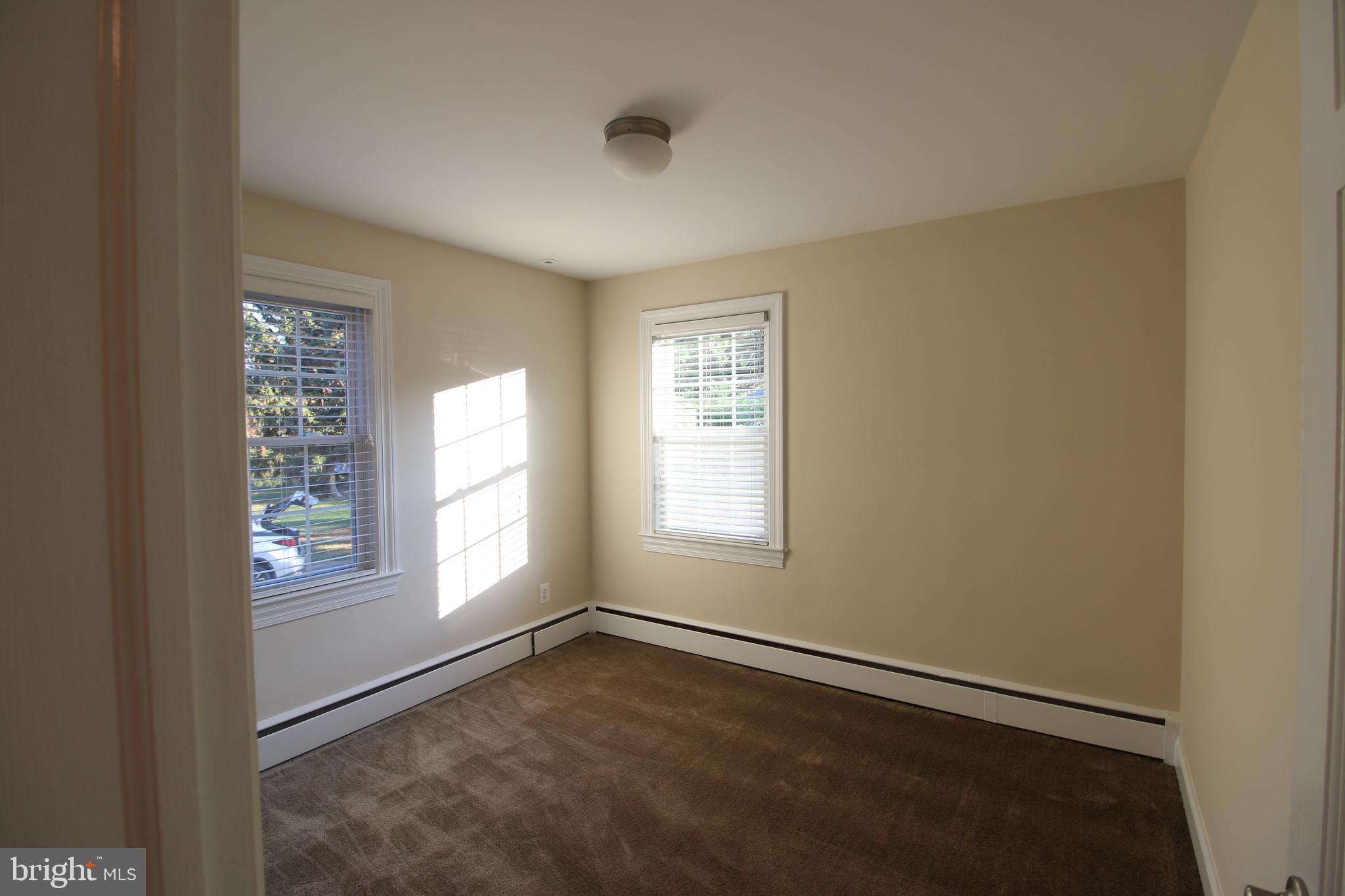 FAIRFAX - Residential Lease