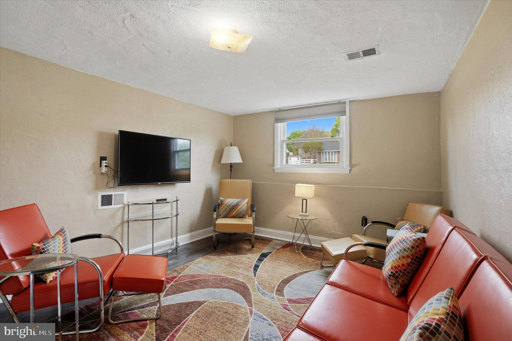 MARY DELL FARMS - Residential