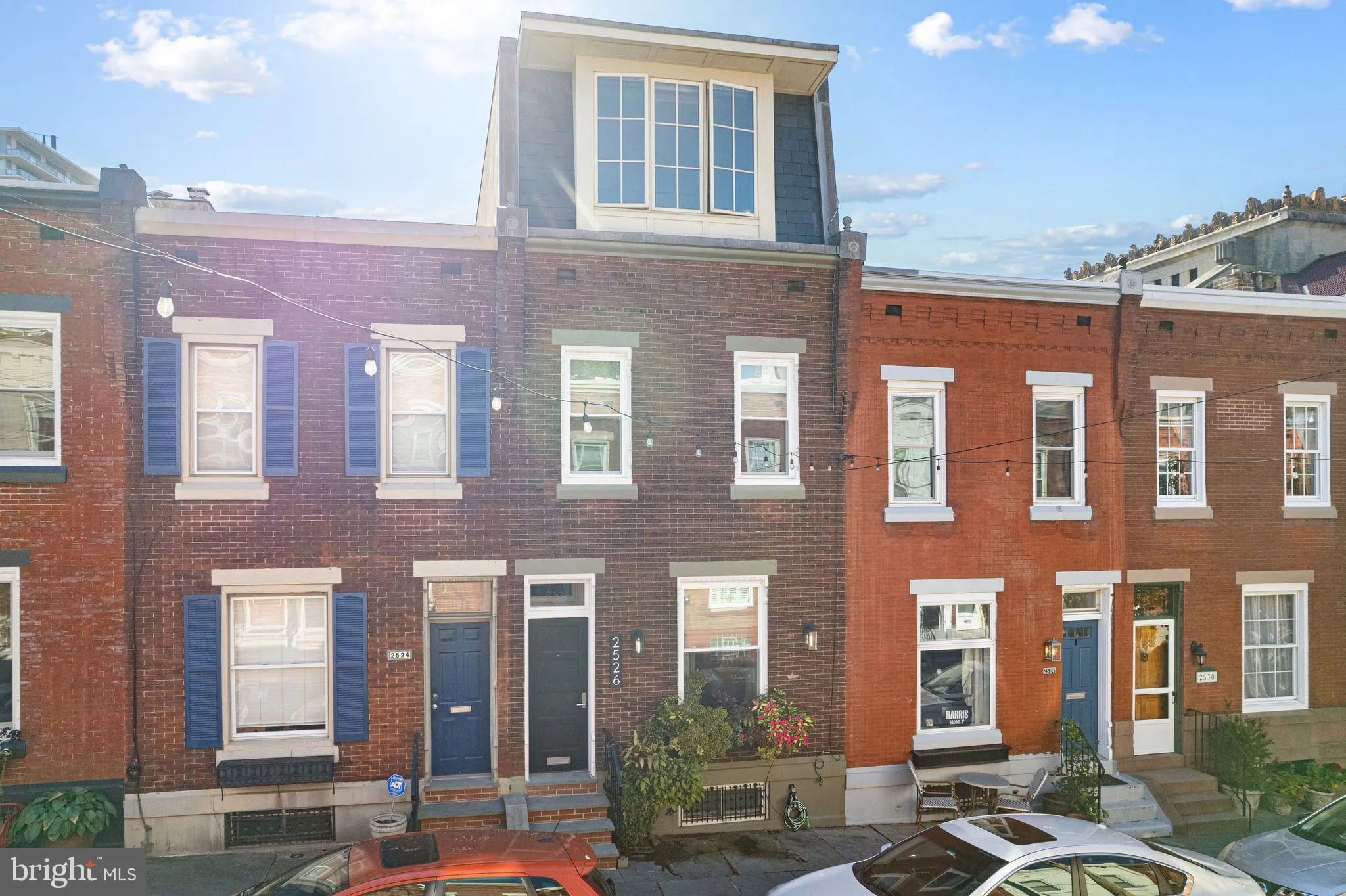 Philadelphia, Pennsylvania 19130, United States, 4 Bedrooms Bedrooms, ,3 BathroomsBathrooms,Residential,Pending,132604