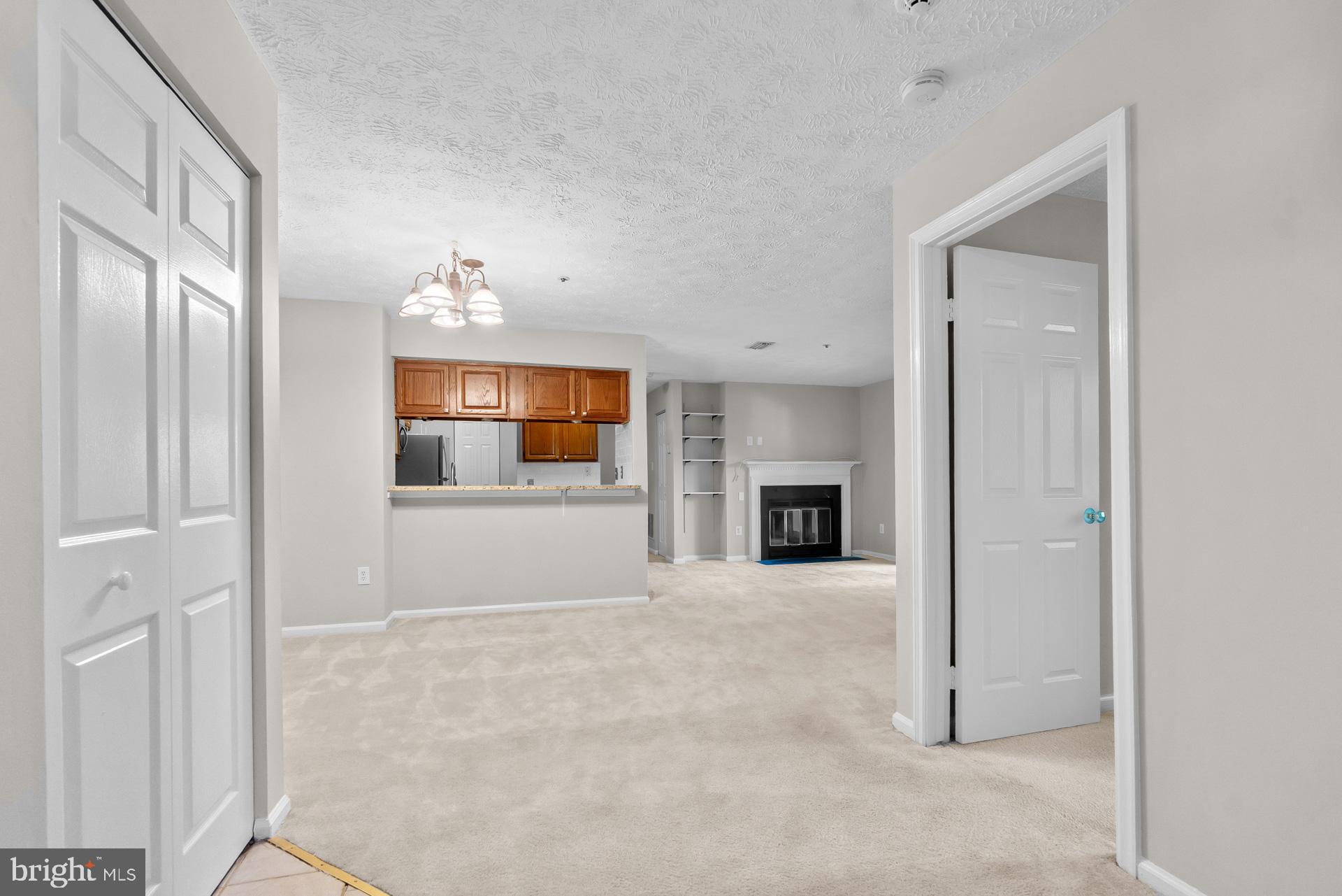 WATERS EDGE AT NORTH LAKE - Residential