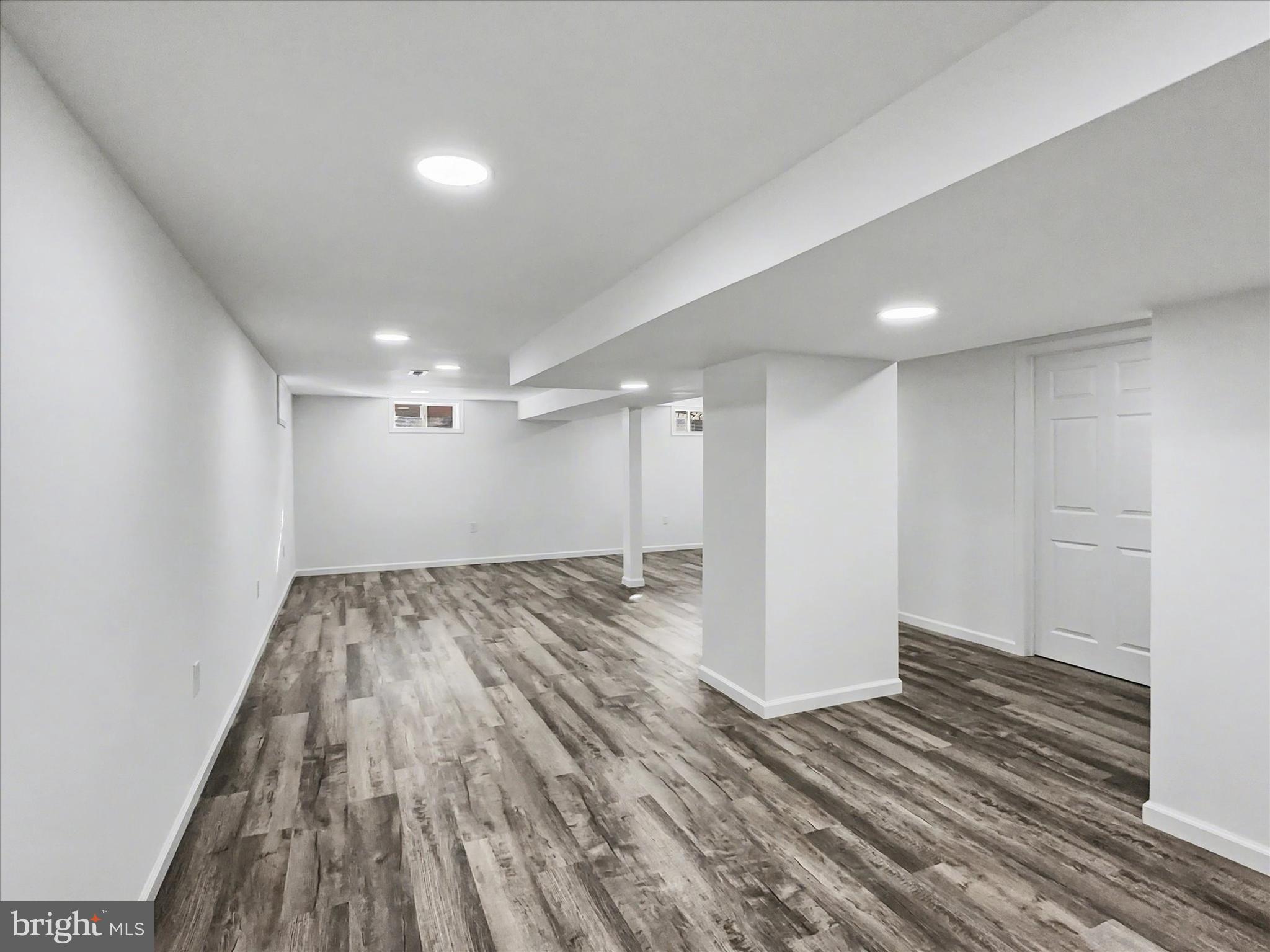 WINDSOR TWP - Residential