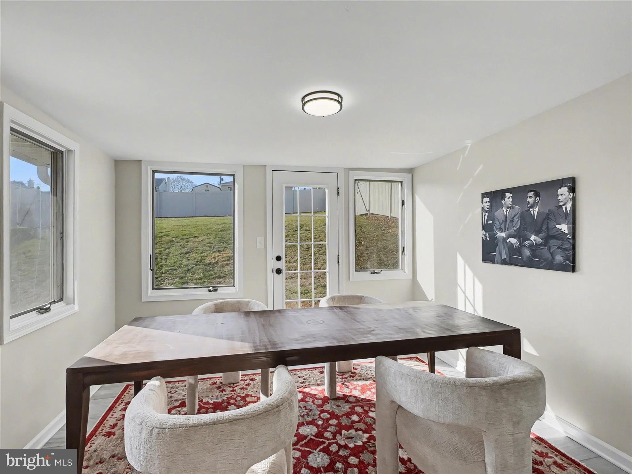 WINDSOR TWP - Residential