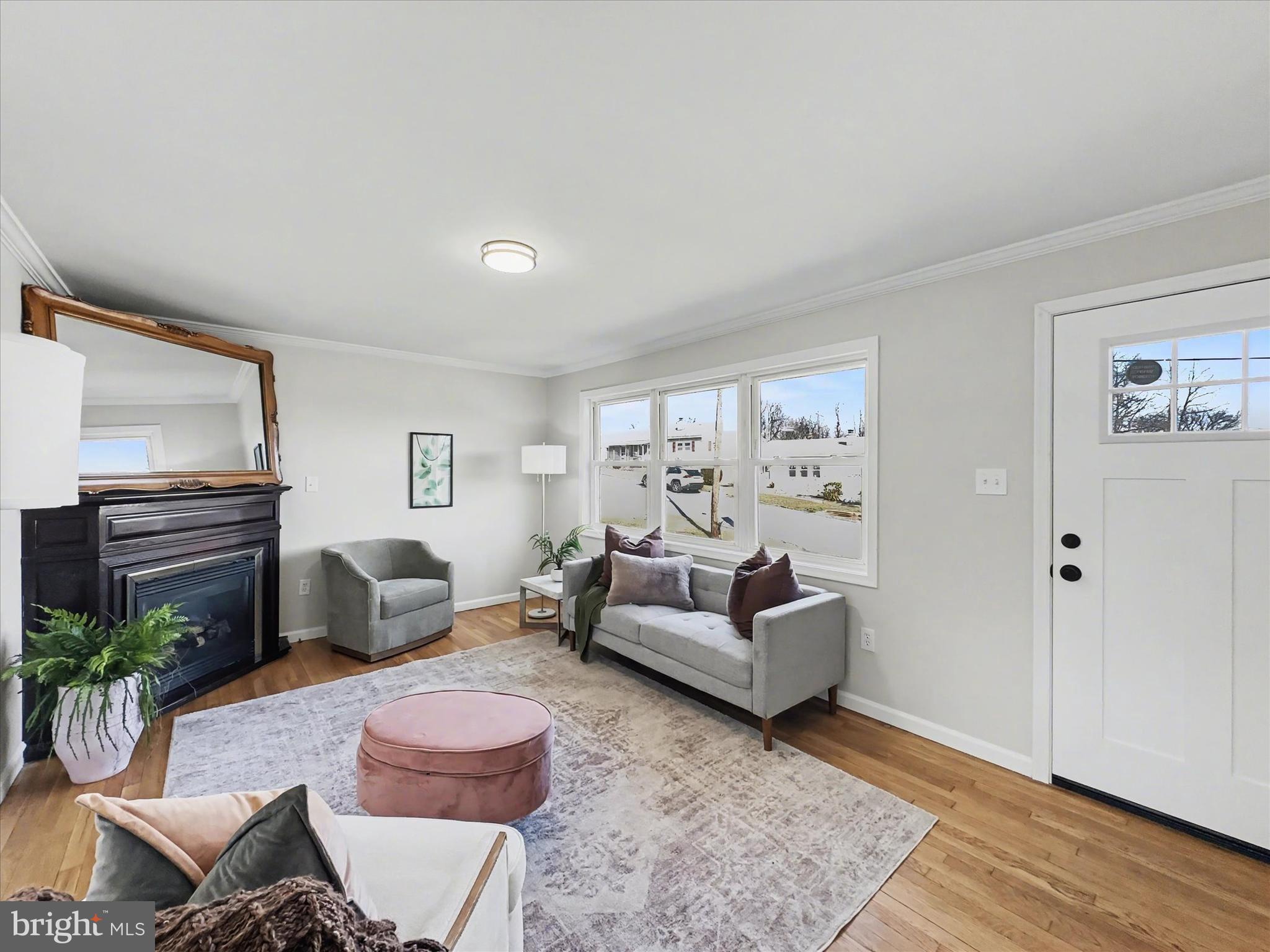 WINDSOR TWP - Residential