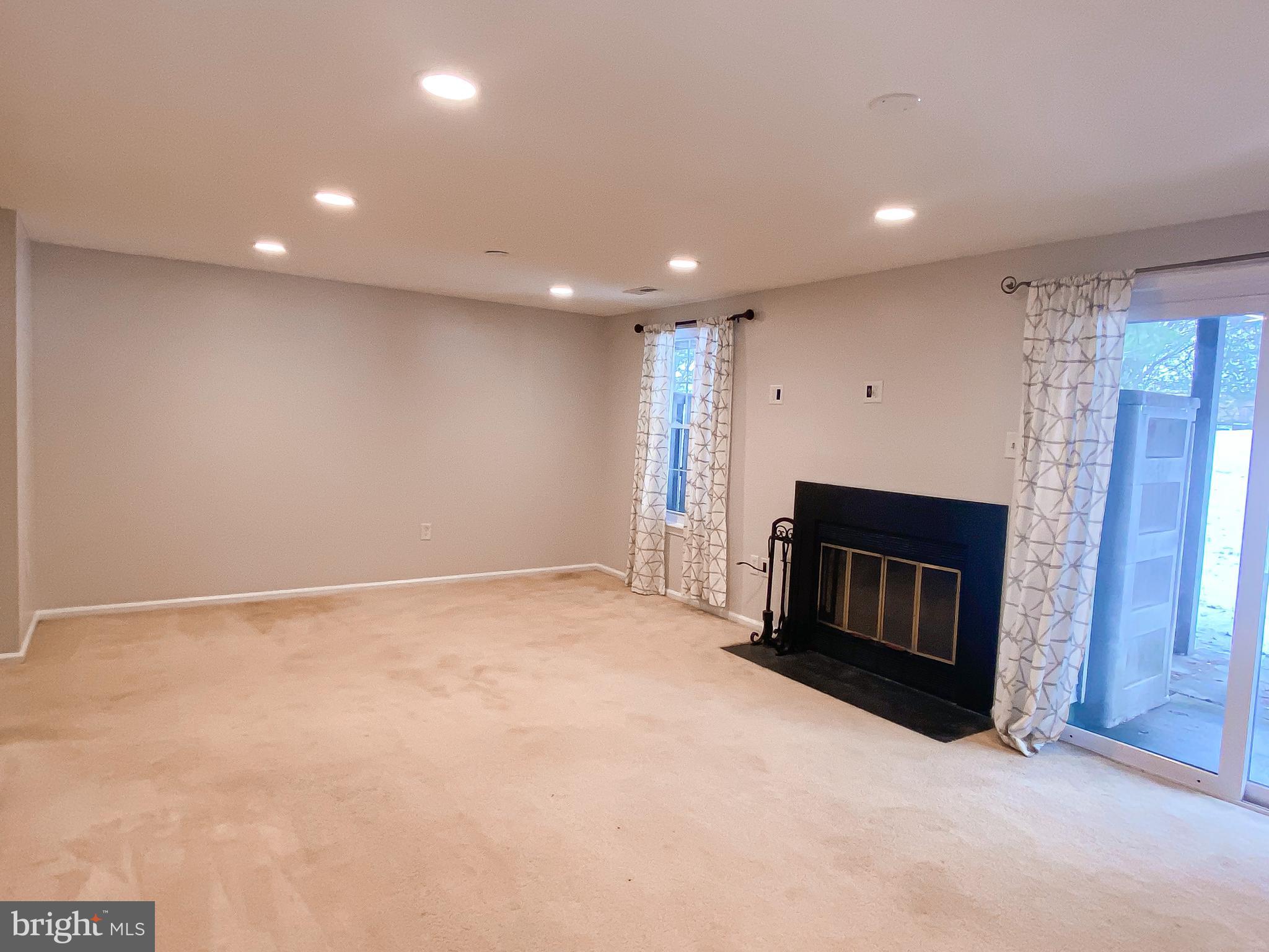 CHURCHILL TOWN SECTOR - Residential Lease