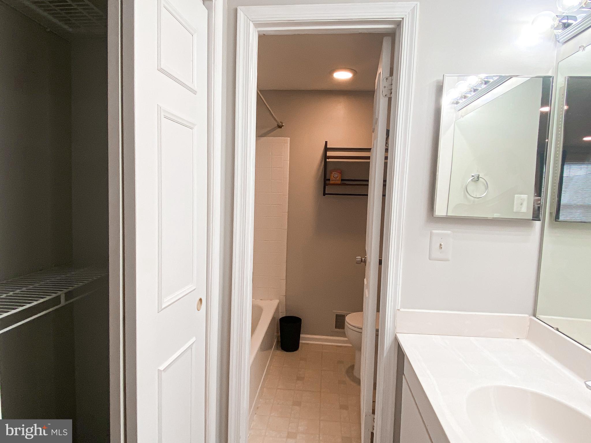 CHURCHILL TOWN SECTOR - Residential Lease