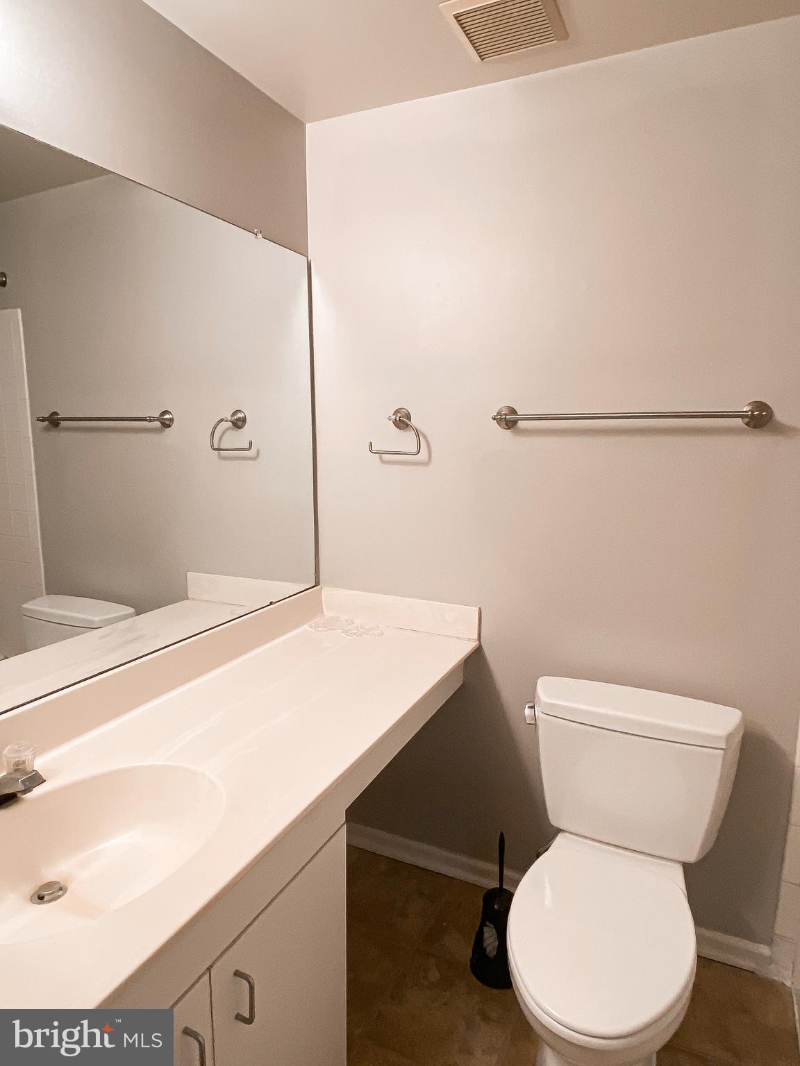 CHURCHILL TOWN SECTOR - Residential Lease