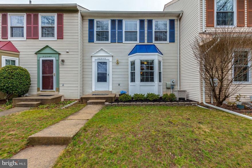 Welcome home! Beautiful and updated 3 bedroom townhouse in prime location! Bright and spacious main level with new recessed lighting, wood look floors, updated fixtures, and large kitchen with stainless appliances. Primary bedroom features two large closets, dressing area, and full bath with tub! Additional two upstairs bedrooms are ample size and feature modern lighting. Full basement features bonus rec room and level walk-out. Backyard is not fenced. Loads of unassigned parking! All of this just minutes from 270, shops, and dining. Call for your showing today!

Contact Co-listing Agent for showings.