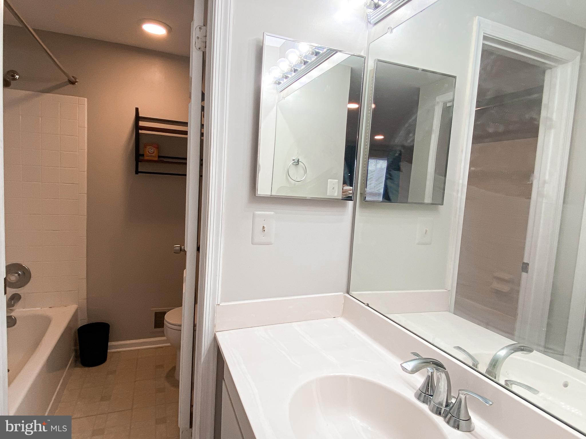 CHURCHILL TOWN SECTOR - Residential Lease