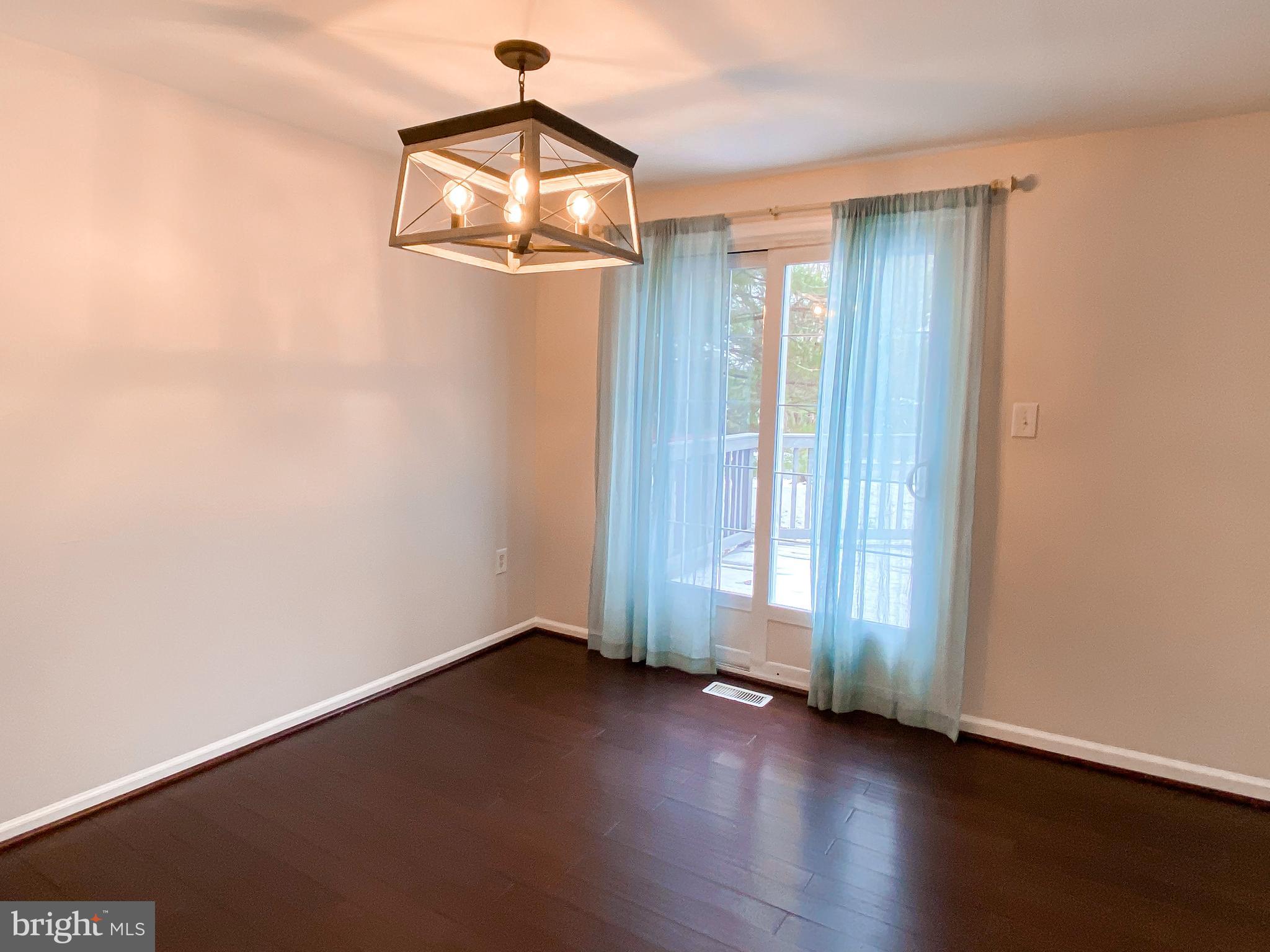 CHURCHILL TOWN SECTOR - Residential Lease