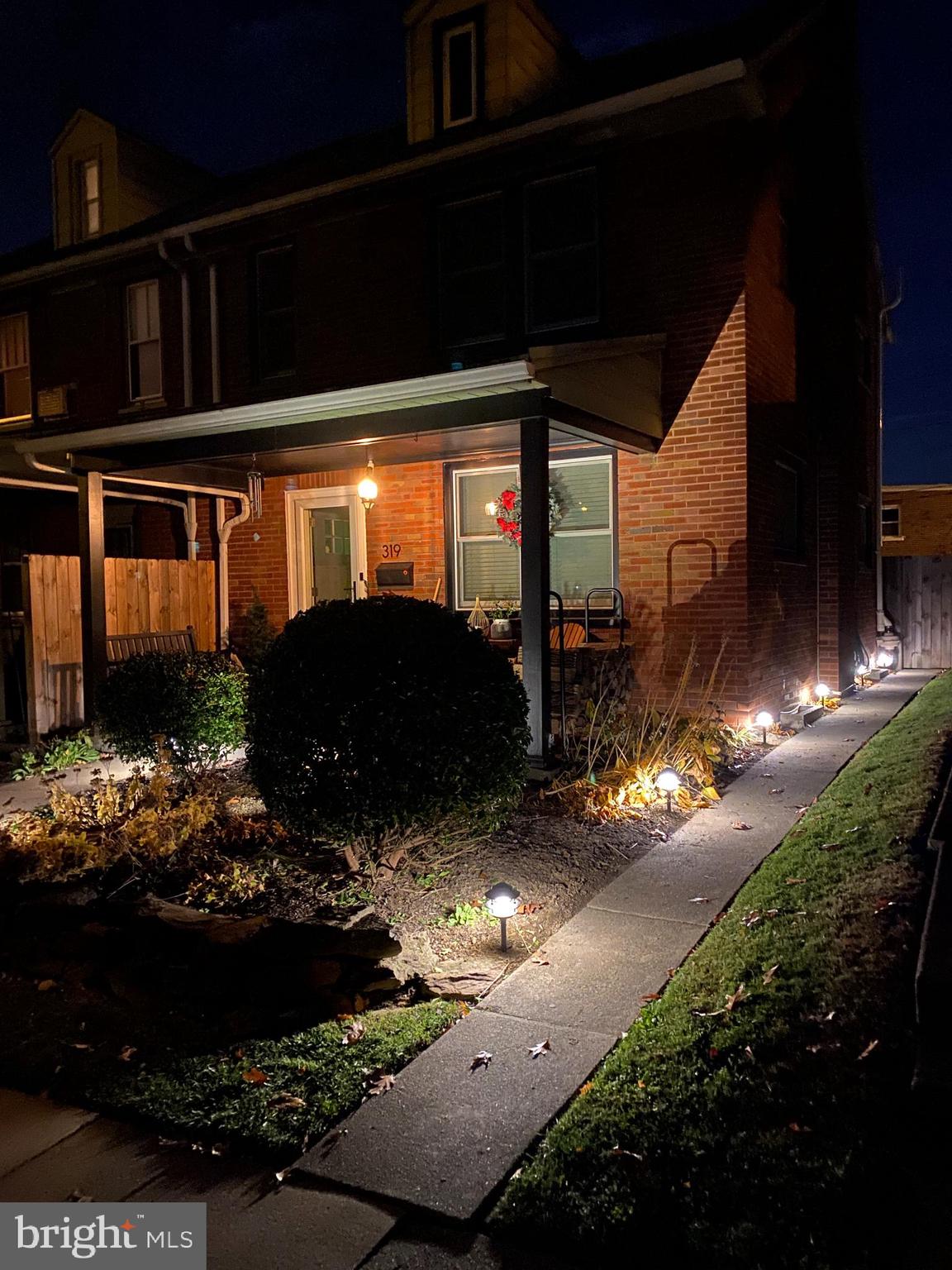 319 N RESERVOIR STREET