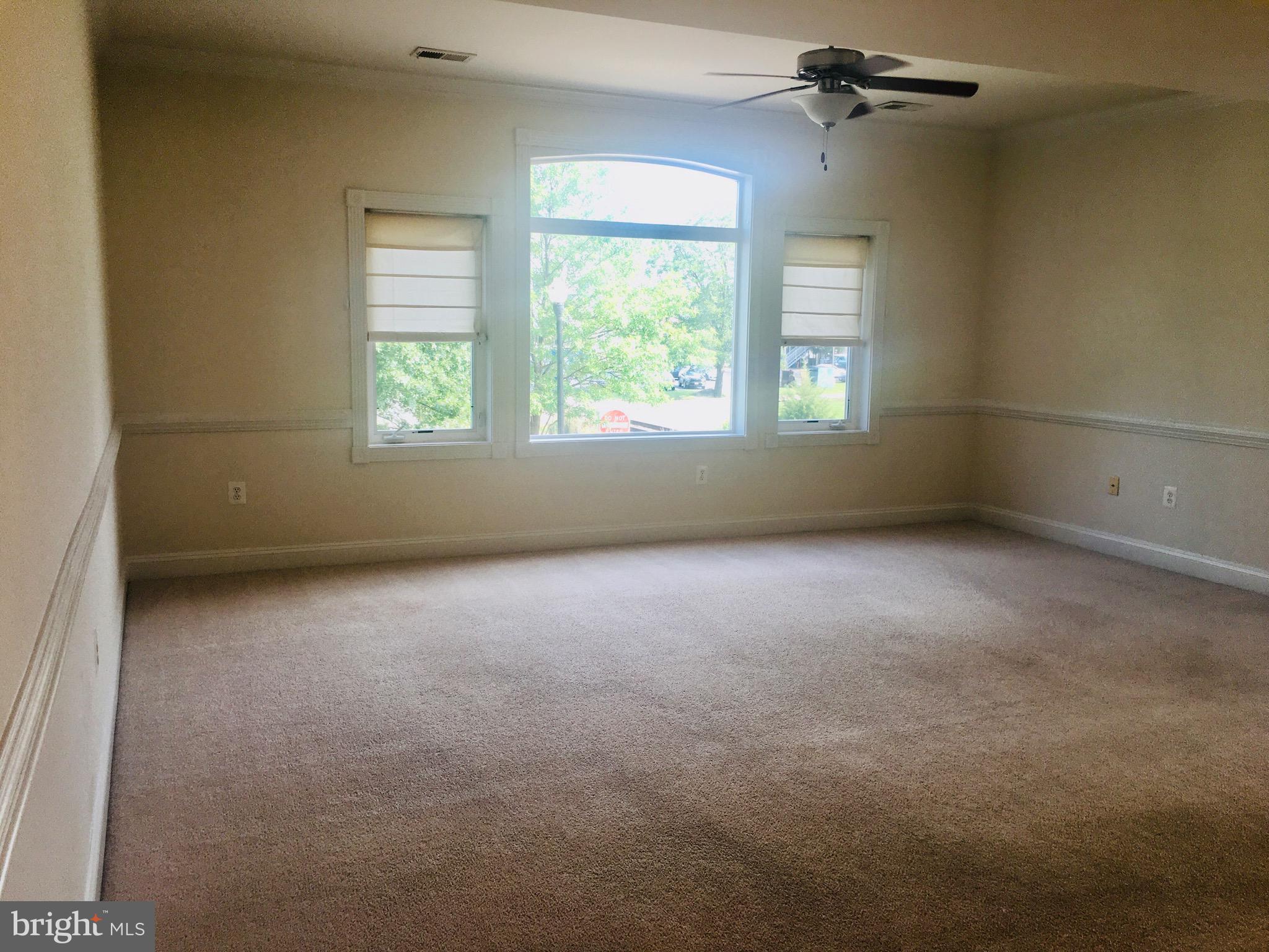 CENTENNIAL COMMONS - Residential Lease