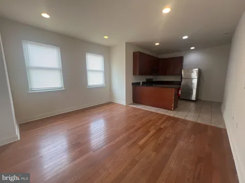 1930 N 17th Street Unit C, Philadelphia, PA MLS: PAPH2364640