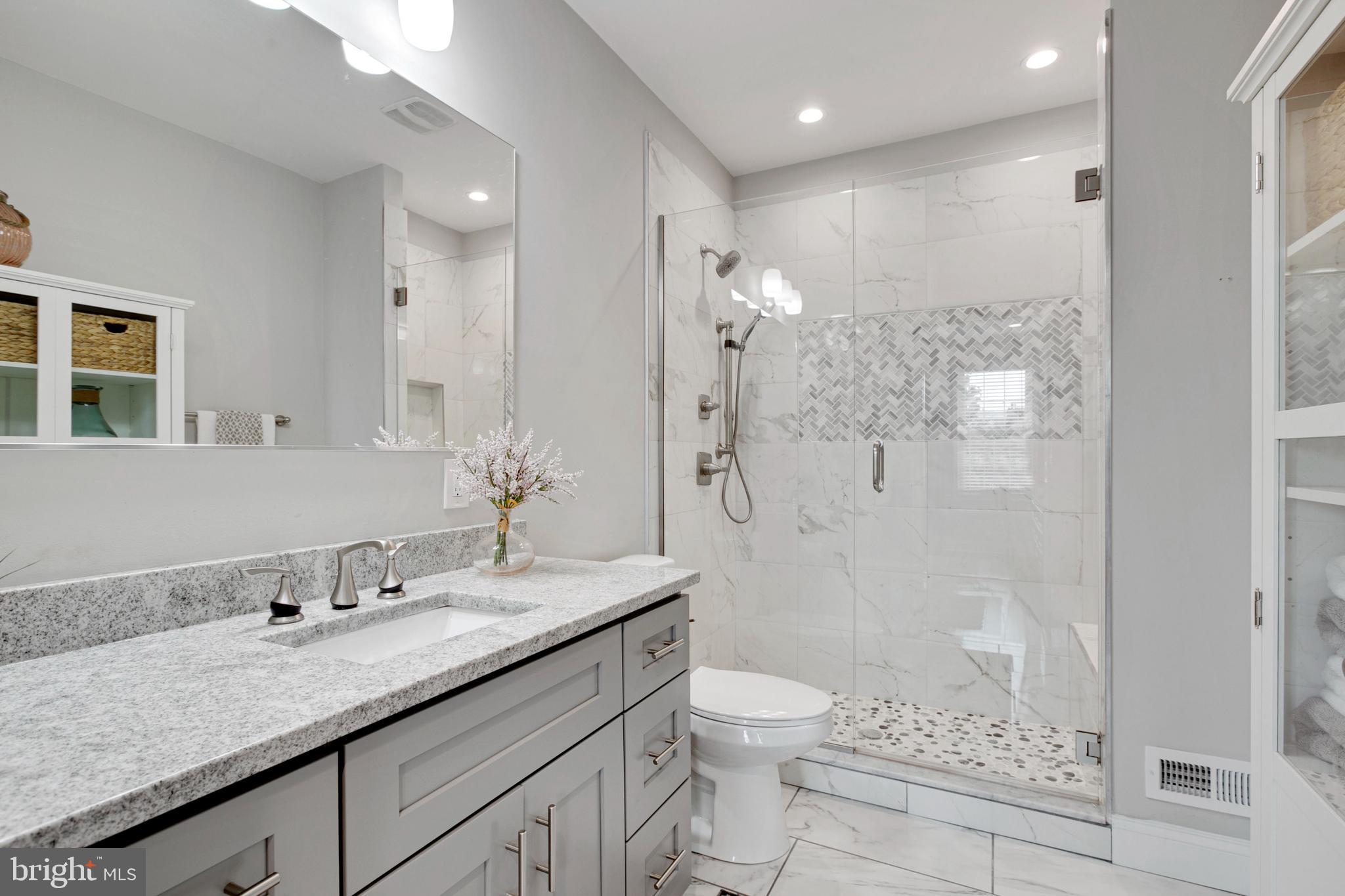 HIGHLANDTOWN - Residential