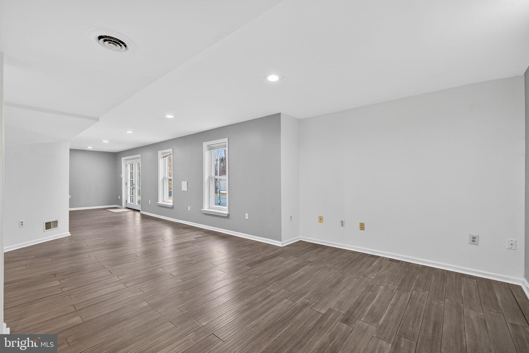 GATE POST ESTATES - Residential