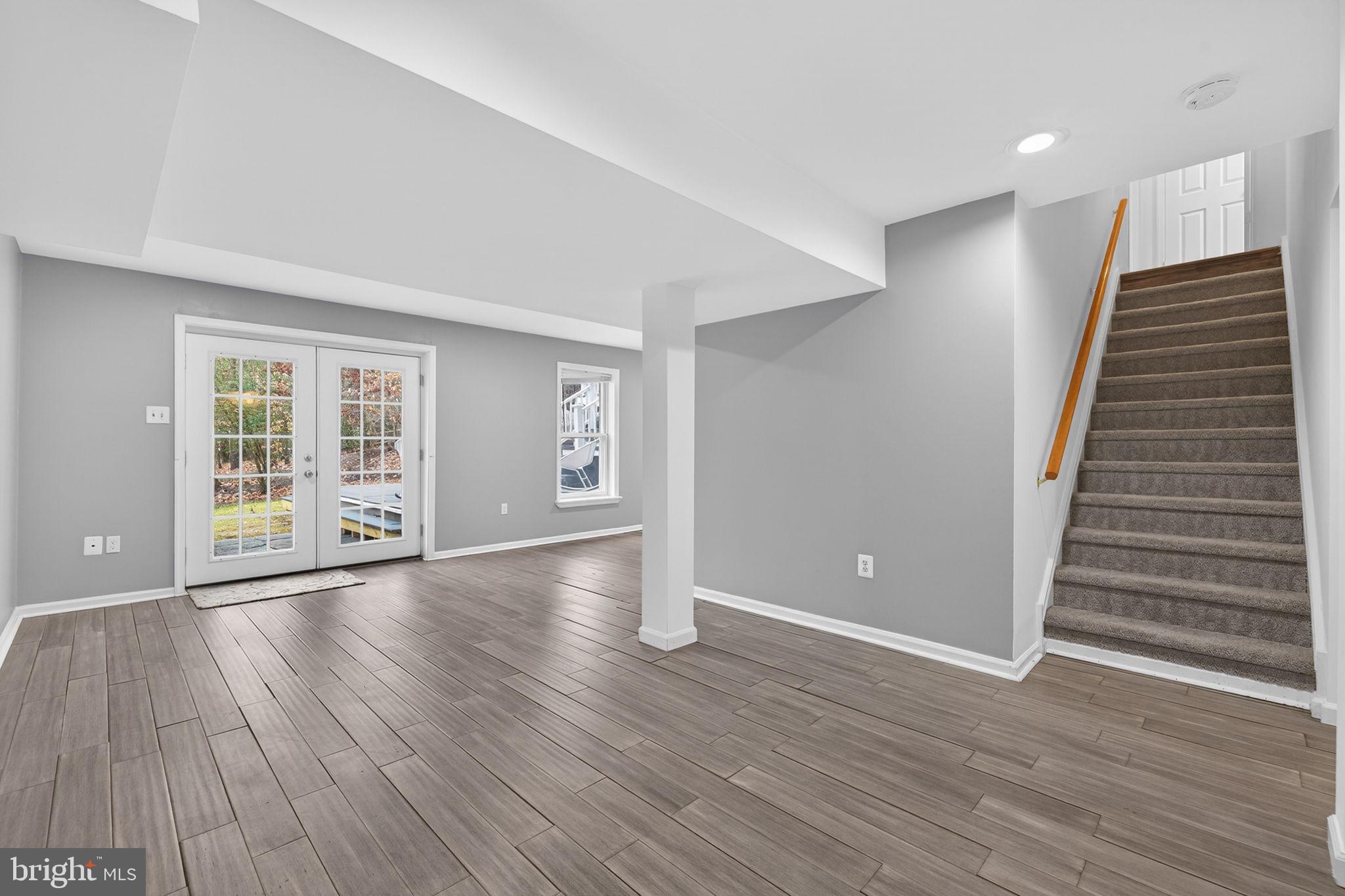 GATE POST ESTATES - Residential