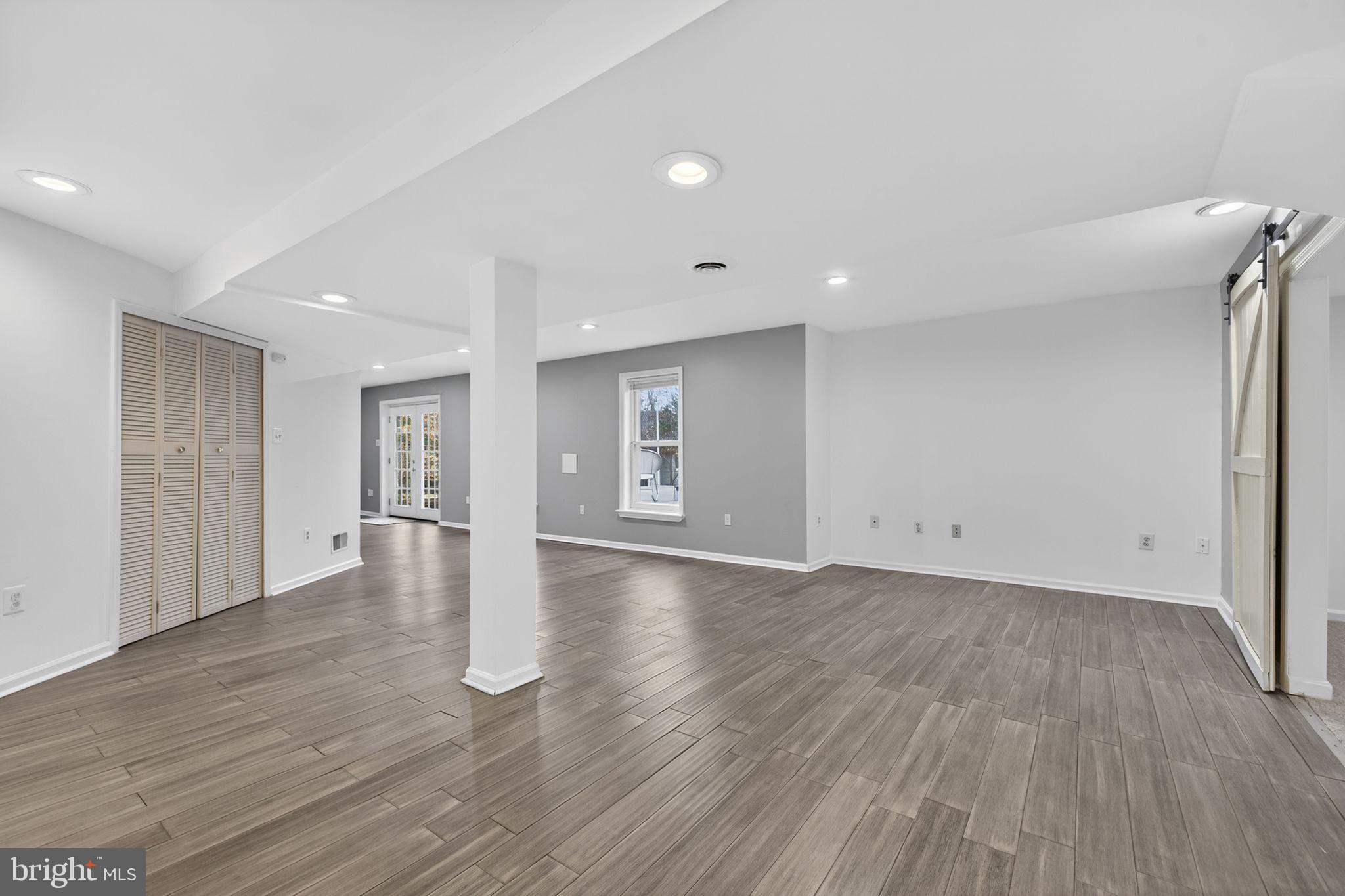 GATE POST ESTATES - Residential