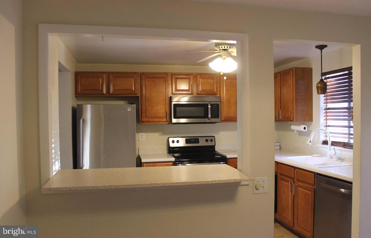 1184 BANNISTER CIRCLE