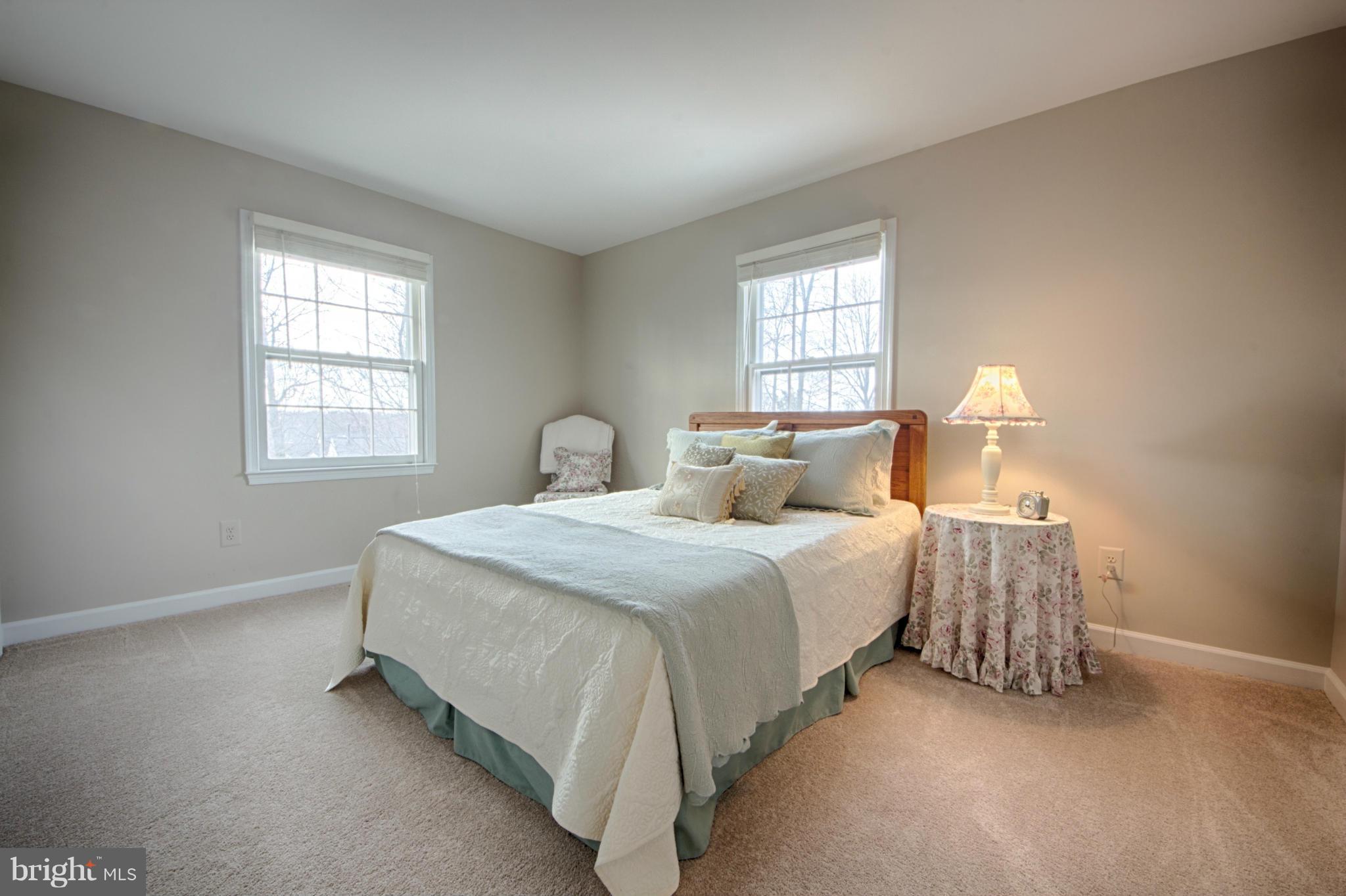 ASHBURN FARM - Residential